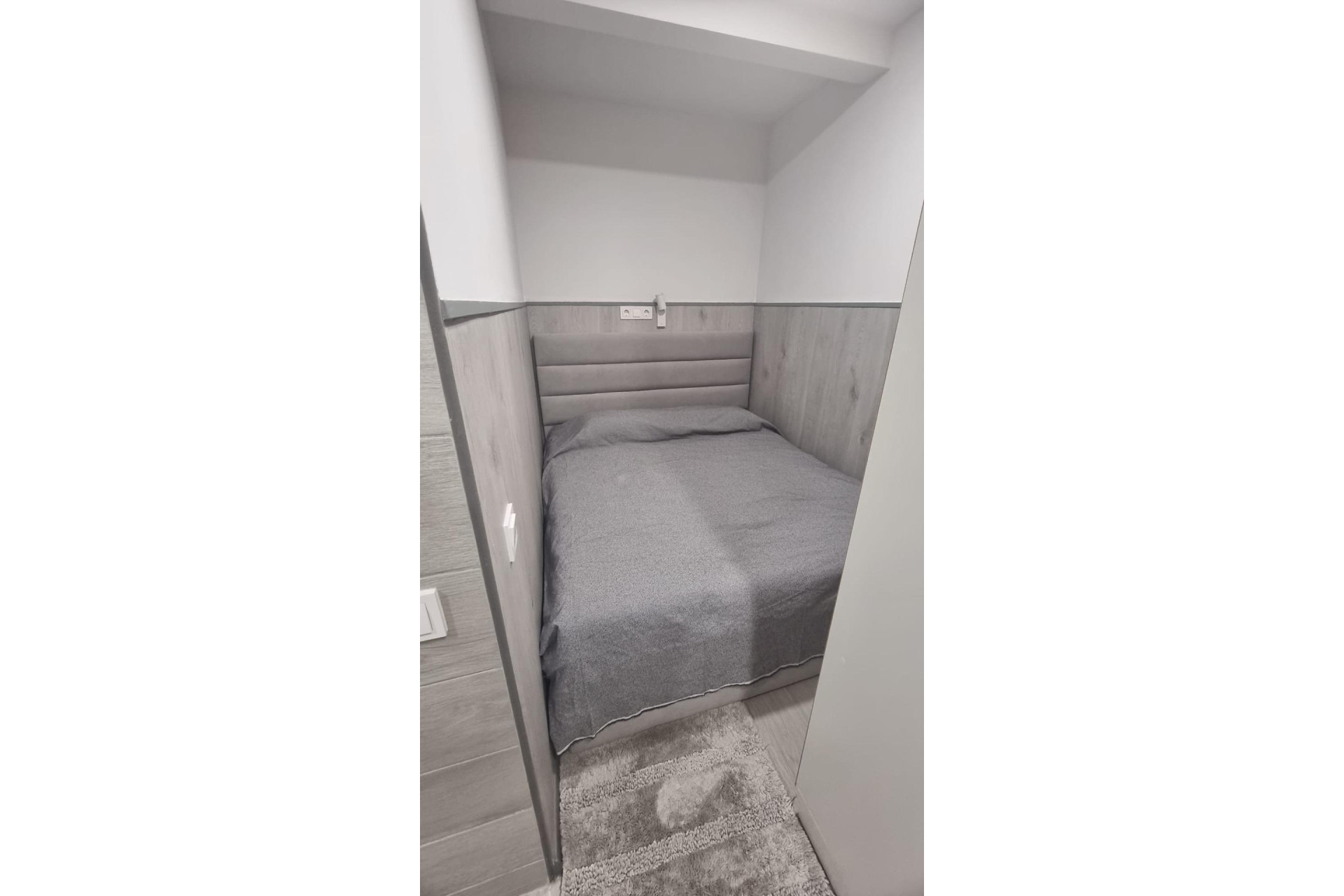 Reventa - Apartamento / piso - Torrevieja - Centro