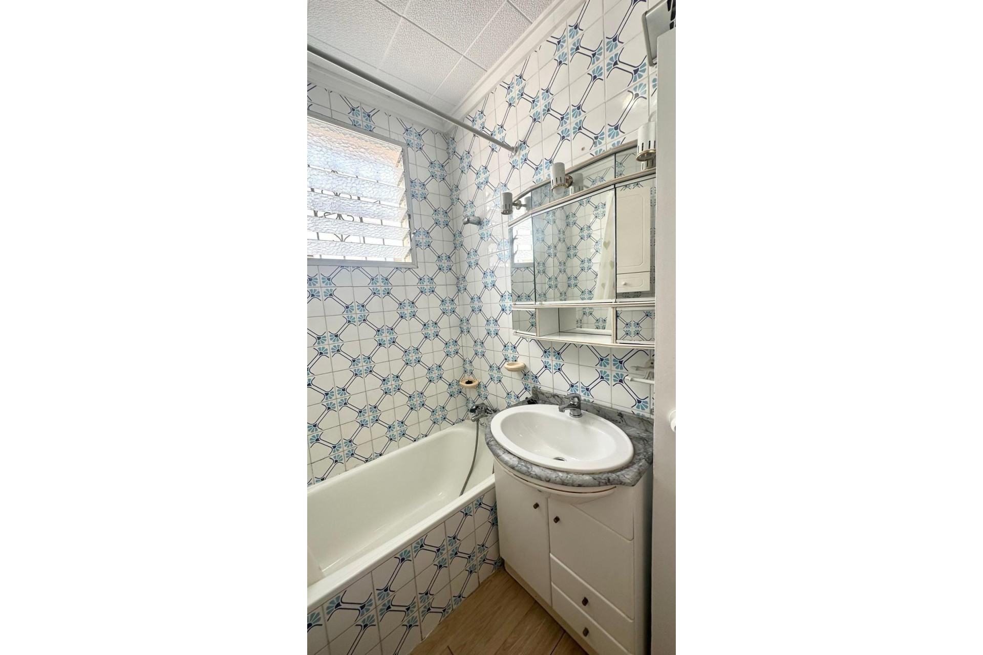 Reventa - Apartamento / piso - Torrevieja - Centro