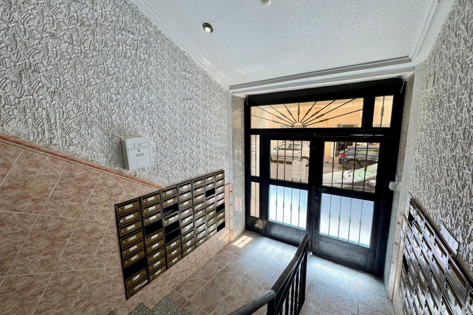 Reventa - Apartamento / piso - Torrevieja - Centro