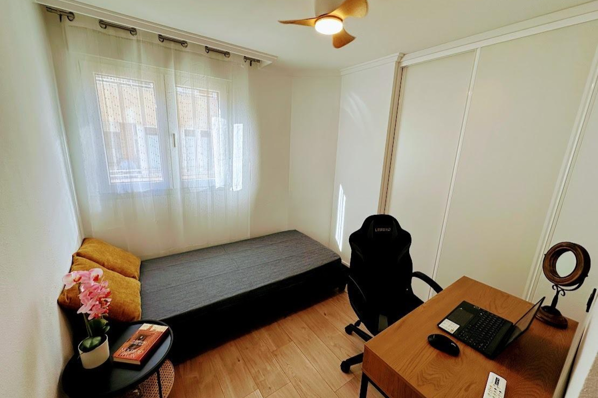 Reventa - Apartamento / piso - Torrevieja - Centro