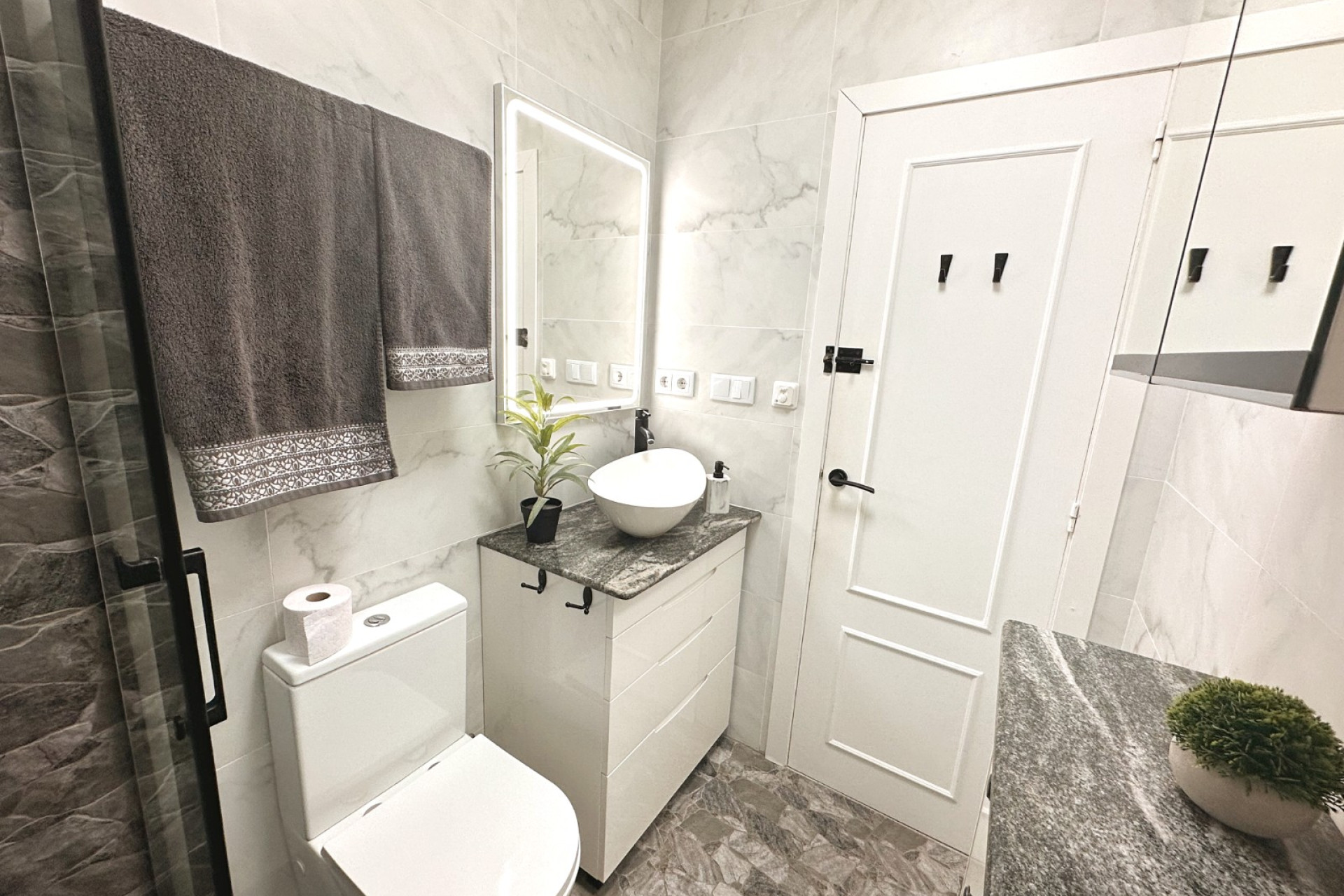 Reventa - Apartamento / piso - Torrevieja - El Chaparral