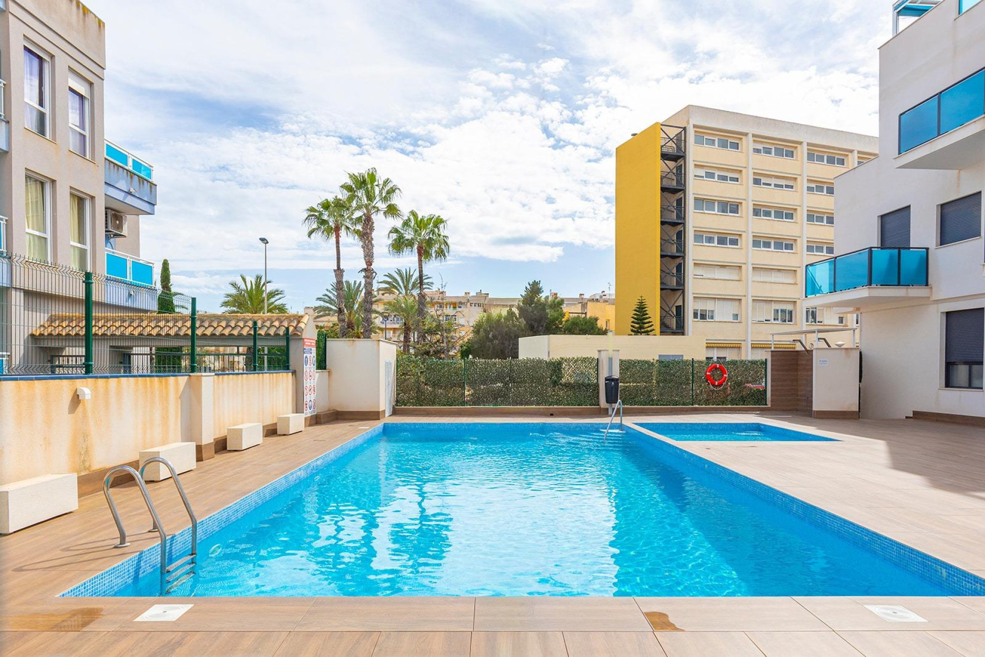 Reventa - Apartamento / piso - Torrevieja - Estacion de autobuses