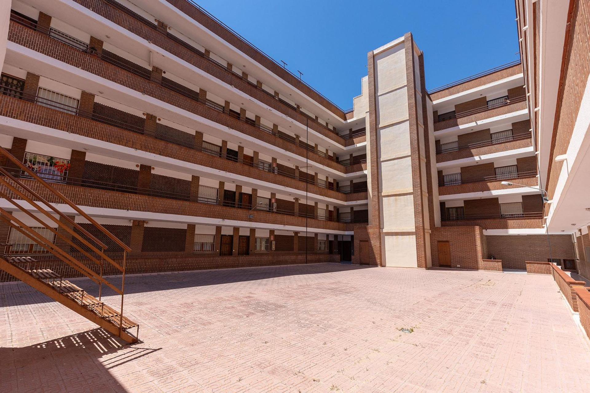 Reventa - Apartamento / piso - Torrevieja - Estacion de autobuses