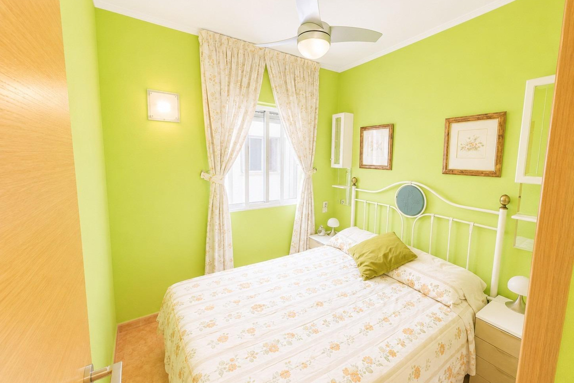 Reventa - Apartamento / piso - Torrevieja - Estacion de autobuses