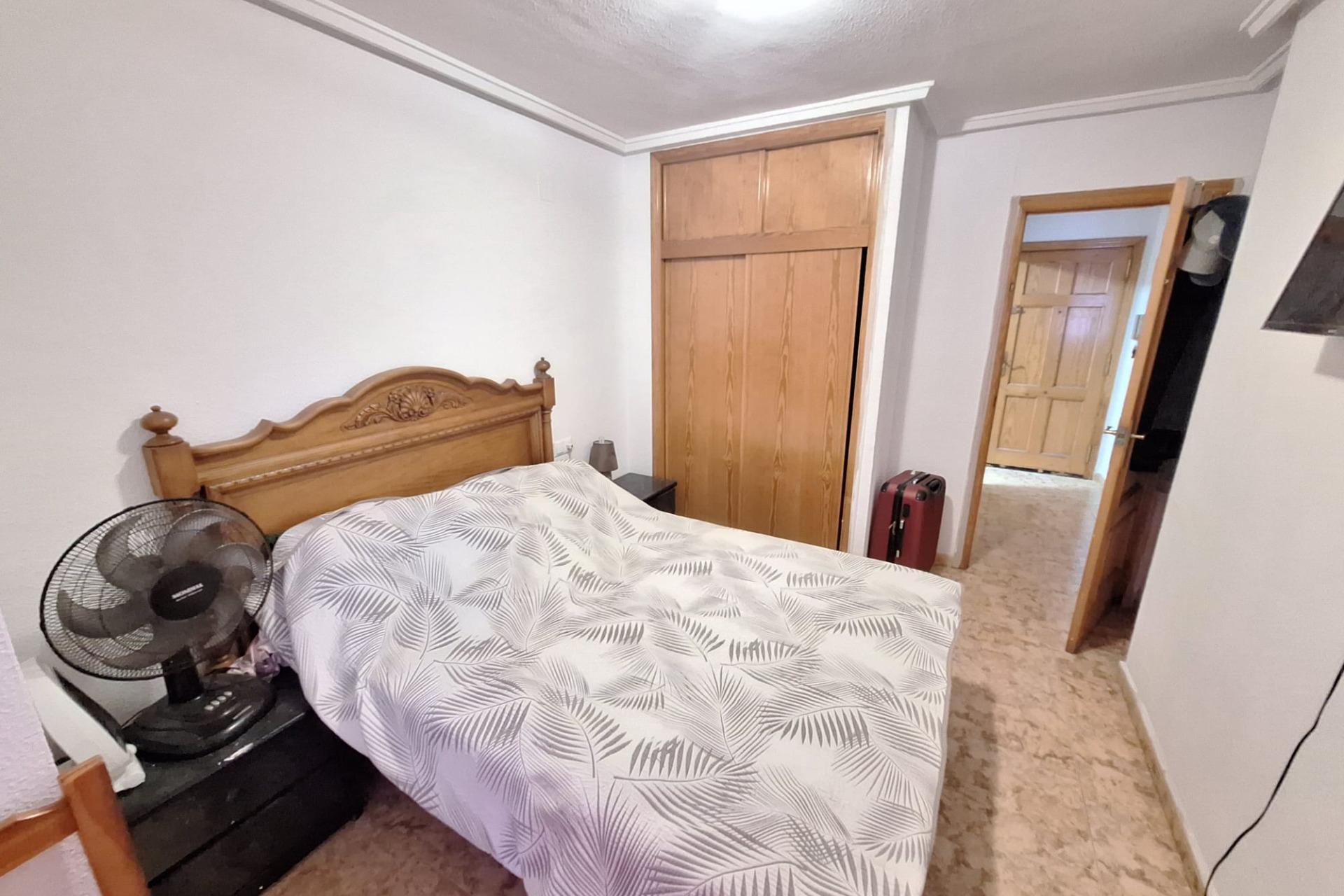 Reventa - Apartamento / piso - Torrevieja - Estacion de autobuses