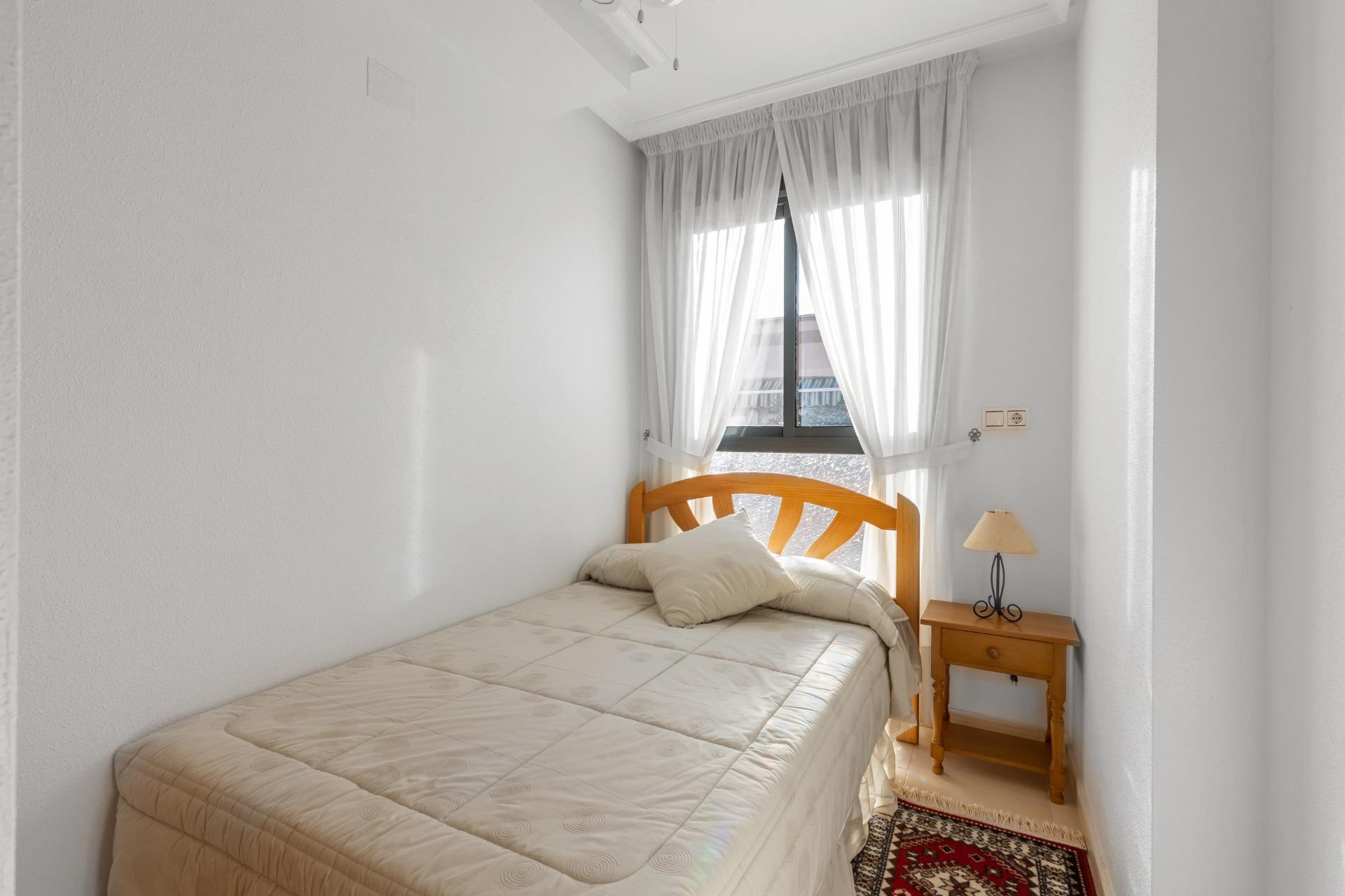 Reventa - Apartamento / piso - Torrevieja - Estacion de autobuses