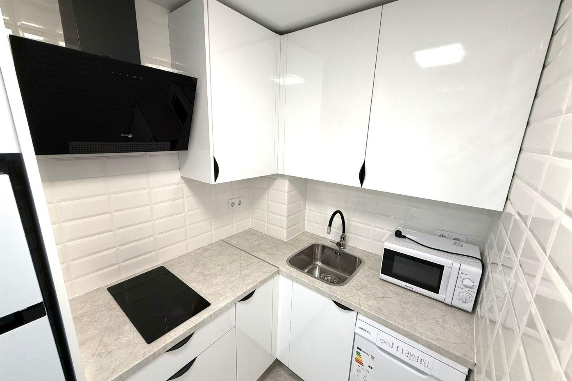 Reventa - Apartamento / piso - Torrevieja - Estacion de autobuses