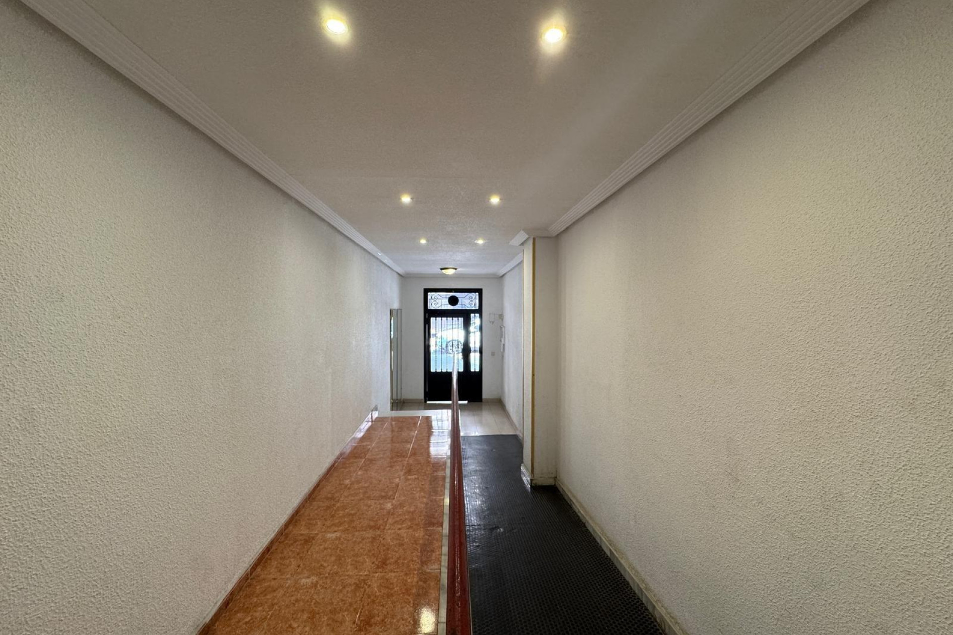 Reventa - Apartamento / piso - Torrevieja - Estacion de autobuses