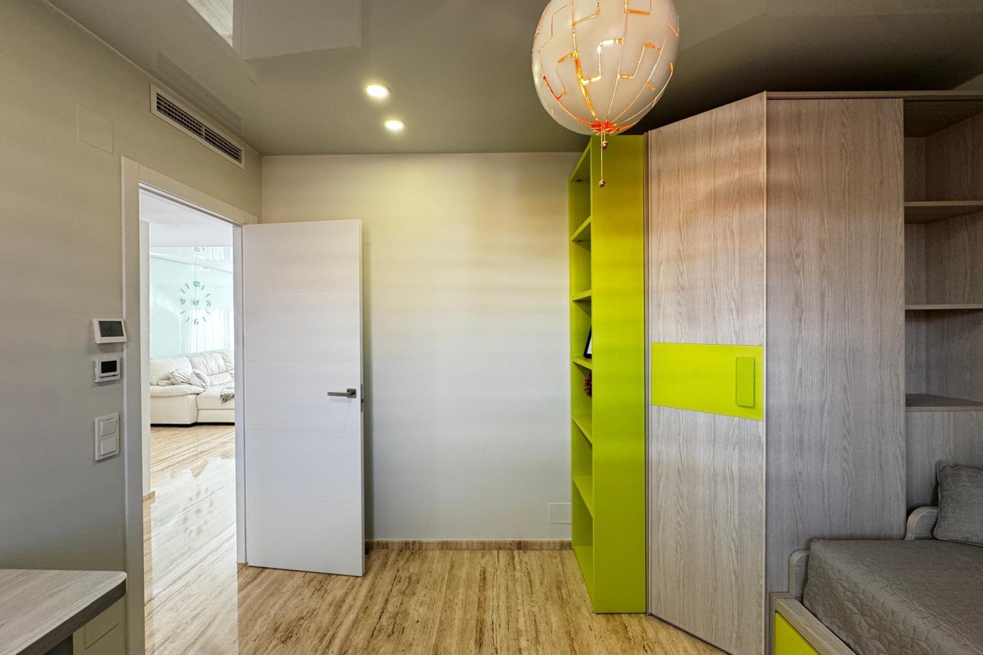 Reventa - Apartamento / piso - Torrevieja - Estacion de autobuses