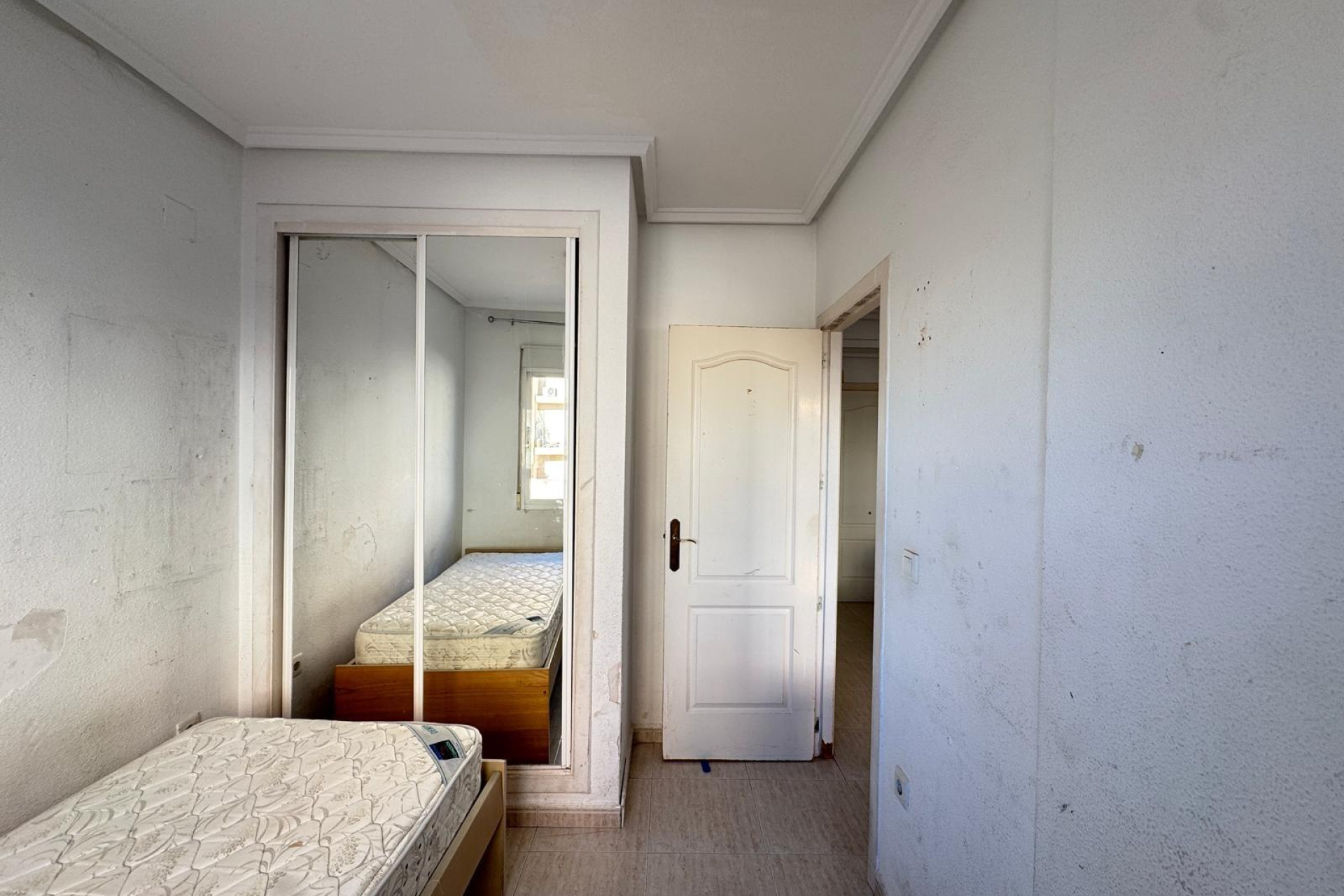 Reventa - Apartamento / piso - Torrevieja - Estacion de autobuses