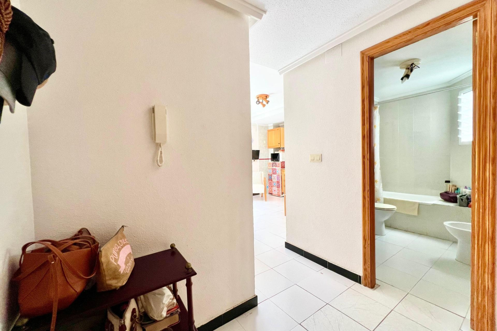 Reventa - Apartamento / piso - Torrevieja - Habaneras