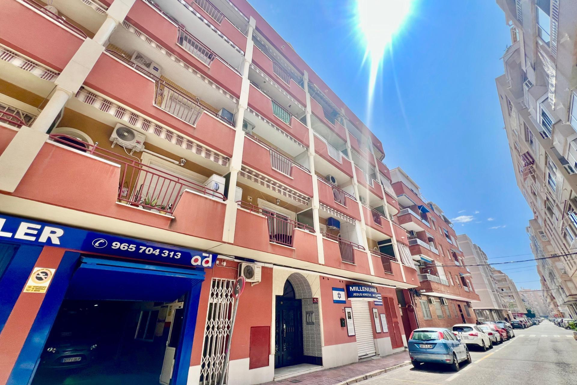 Reventa - Apartamento / piso - Torrevieja - Habaneras