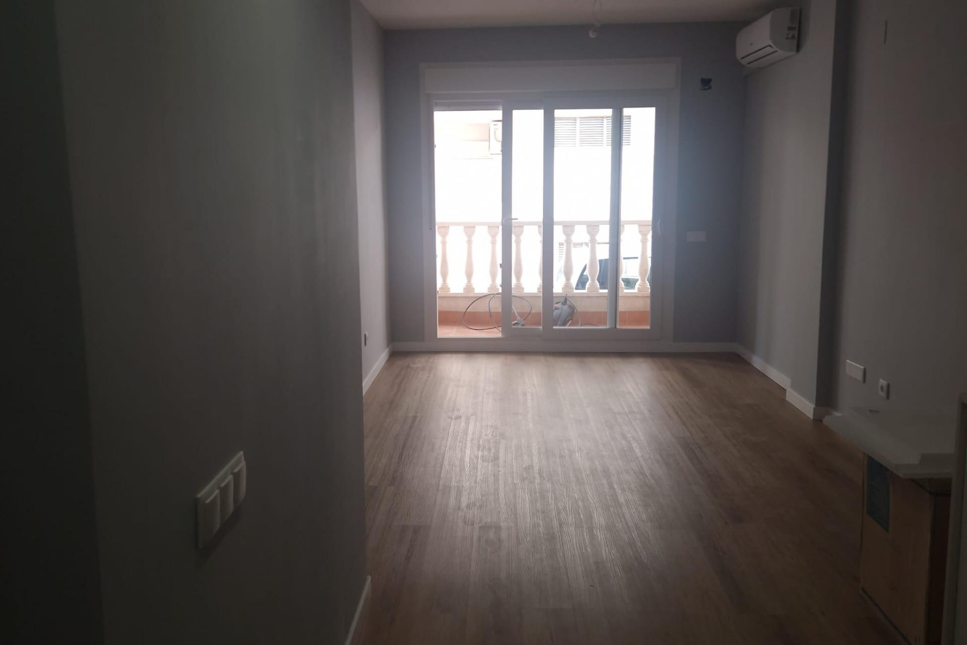 Reventa - Apartamento / piso - Torrevieja - La Mata pueblo