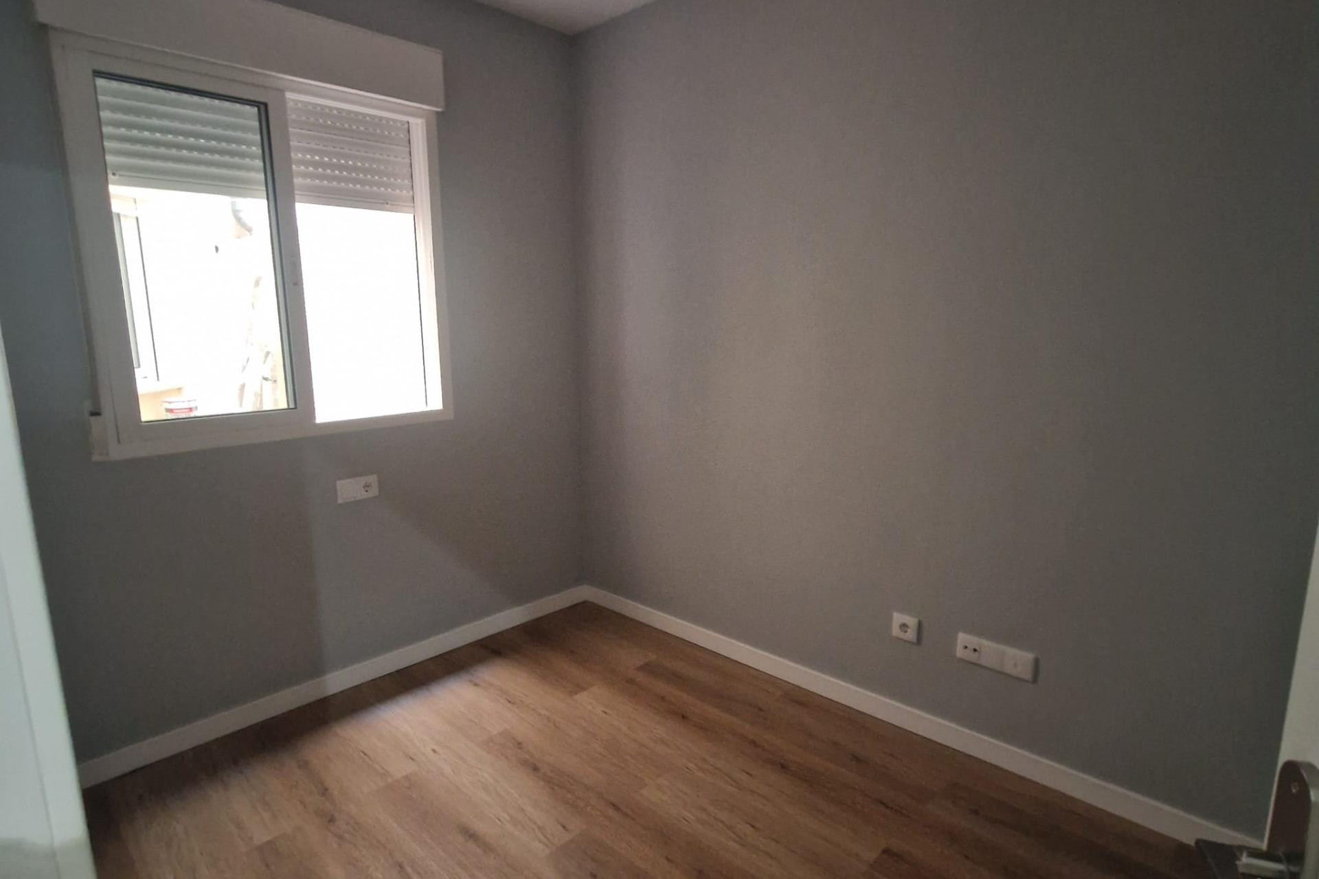 Reventa - Apartamento / piso - Torrevieja - La Mata pueblo