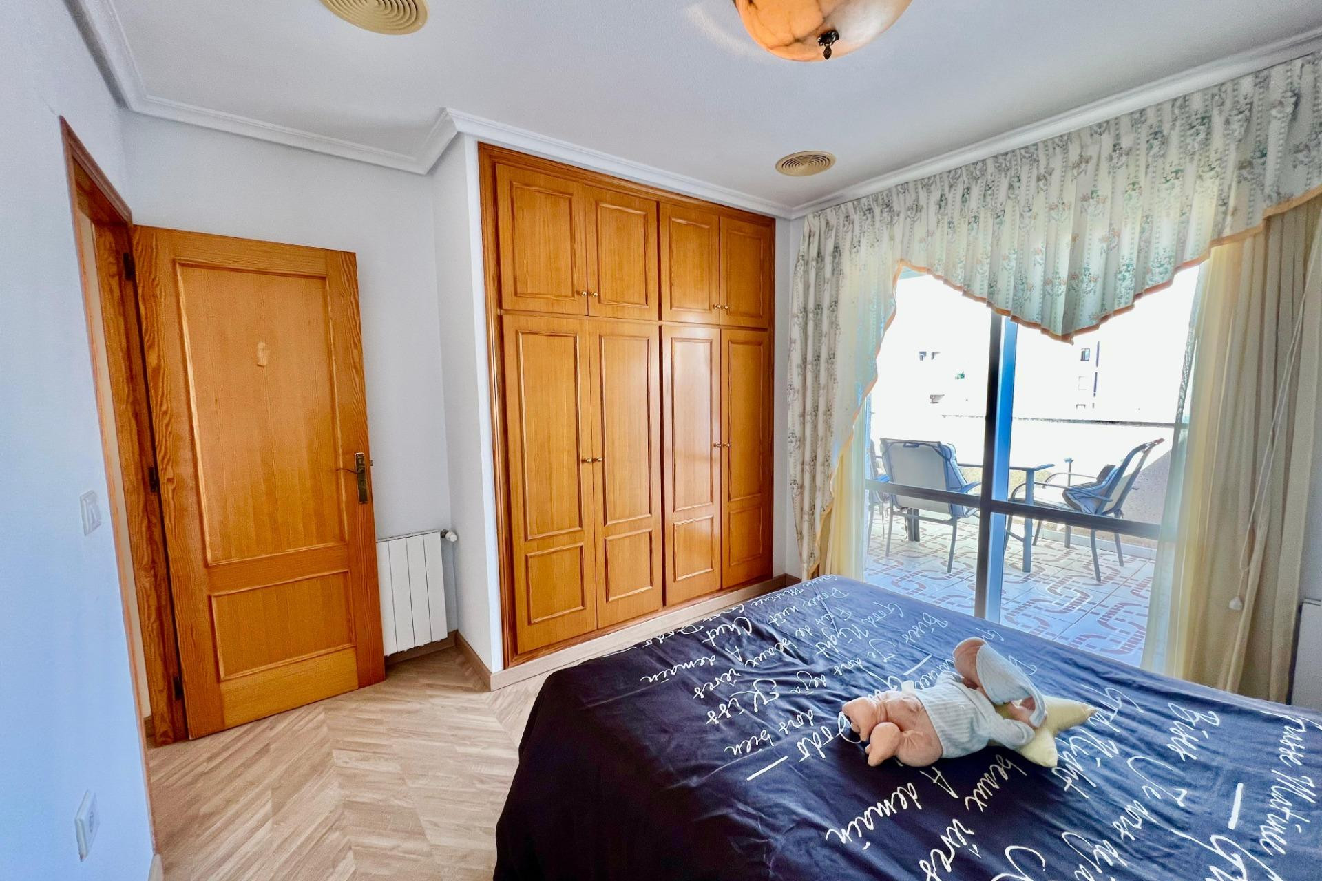 Reventa - Apartamento / piso - Torrevieja - La Mata pueblo