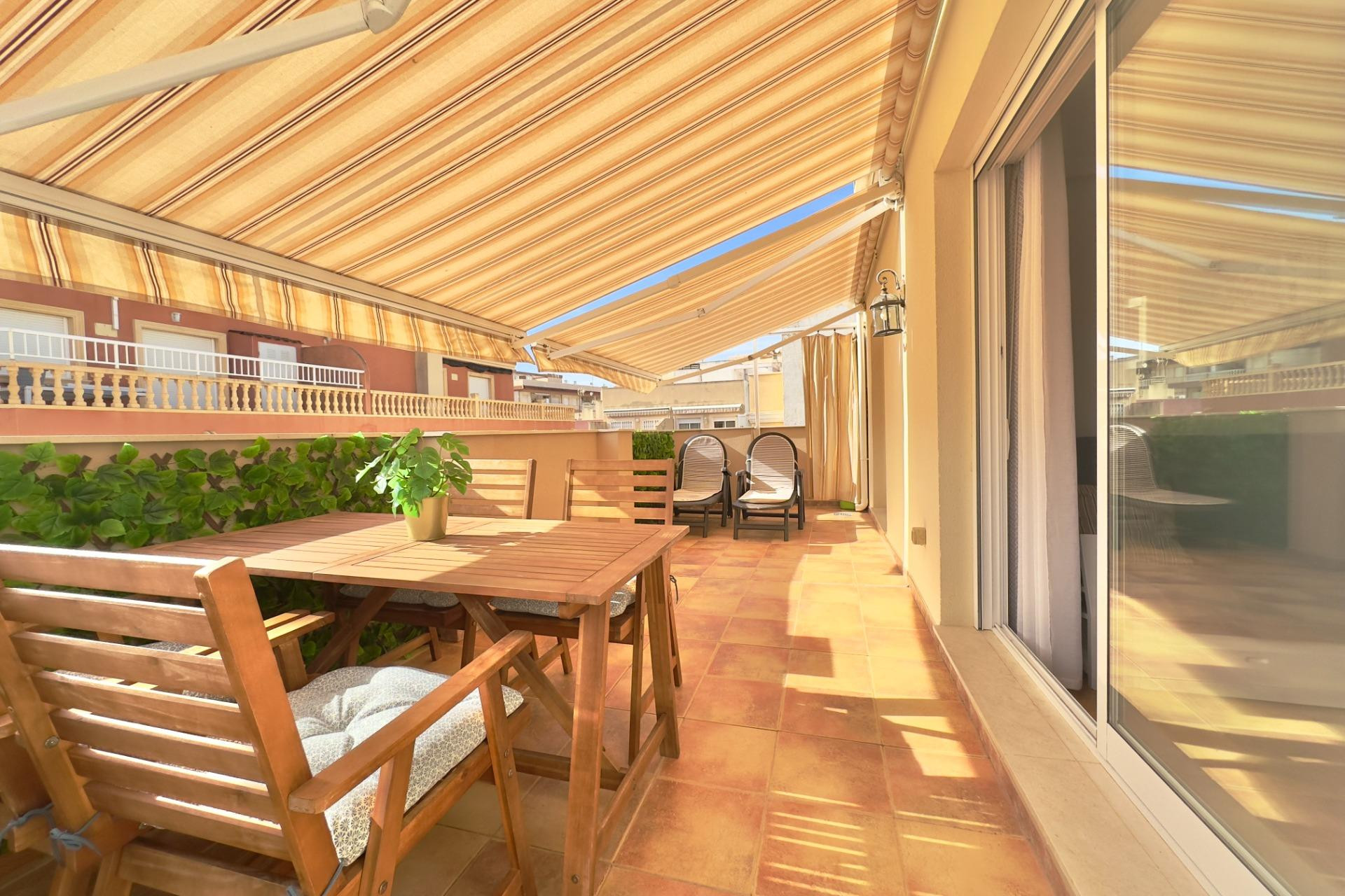 Reventa - Apartamento / piso - Torrevieja - La Mata pueblo