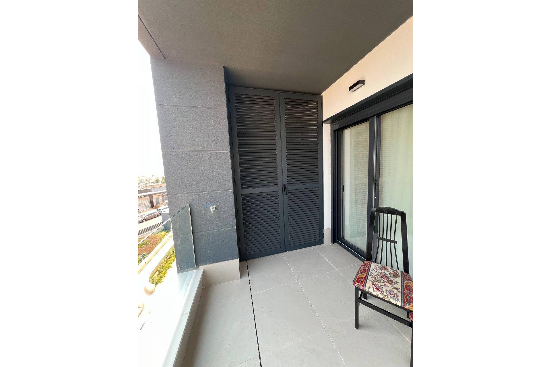 Reventa - Apartamento / piso - Torrevieja - La Mata