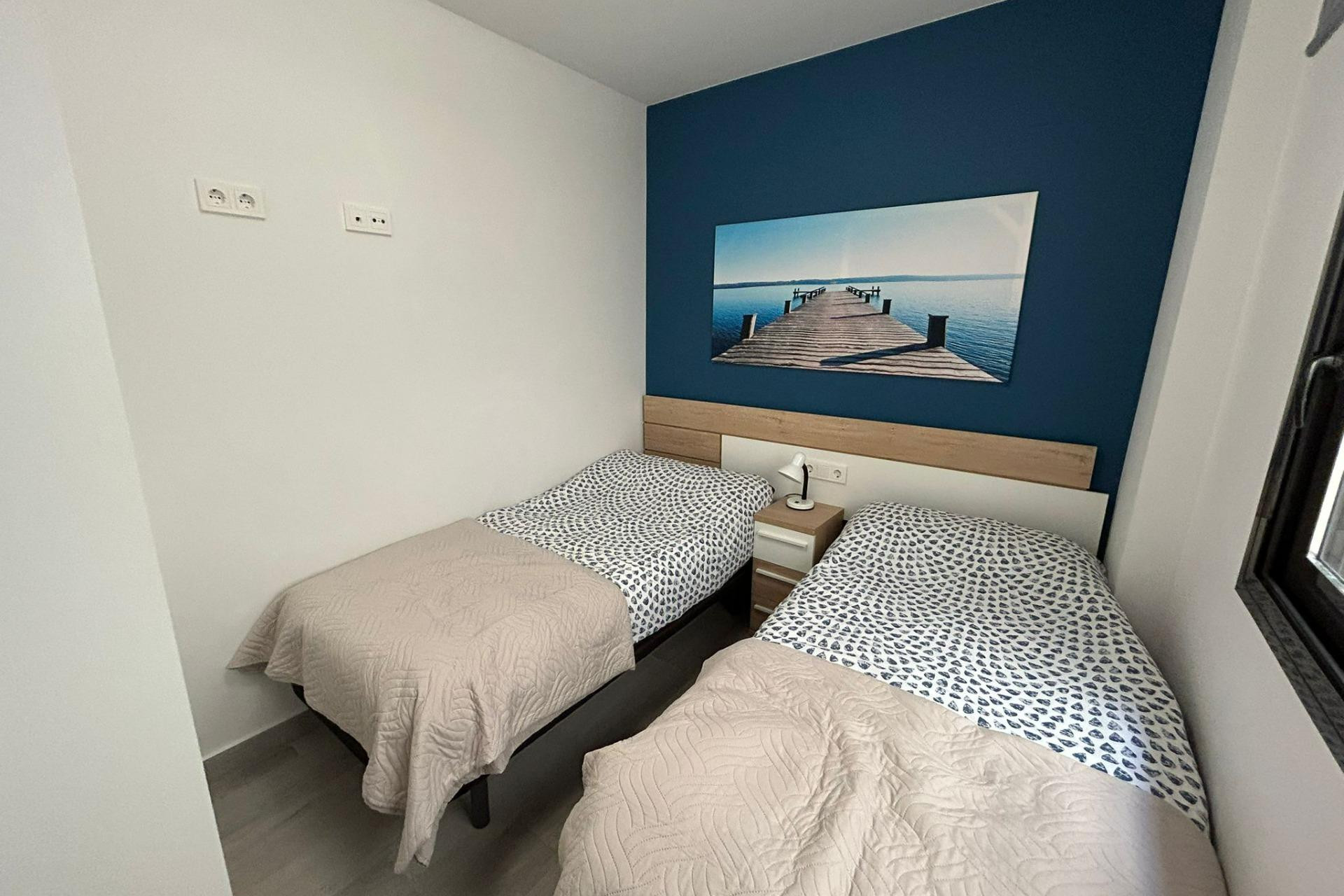 Reventa - Apartamento / piso - Torrevieja - Las Piscinas Naturales