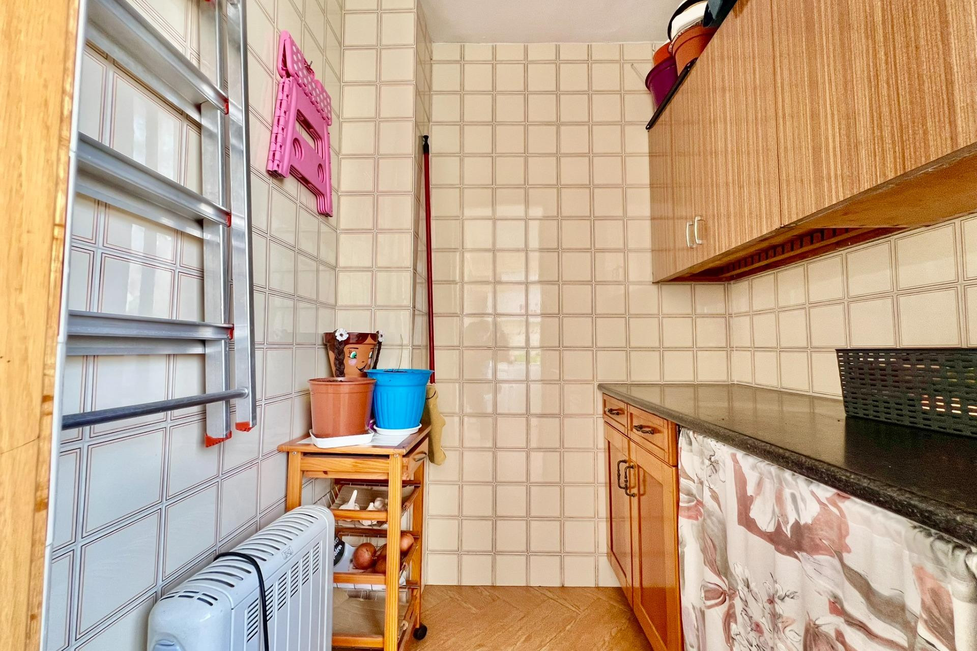 Reventa - Apartamento / piso - Torrevieja - Las Piscinas Naturales