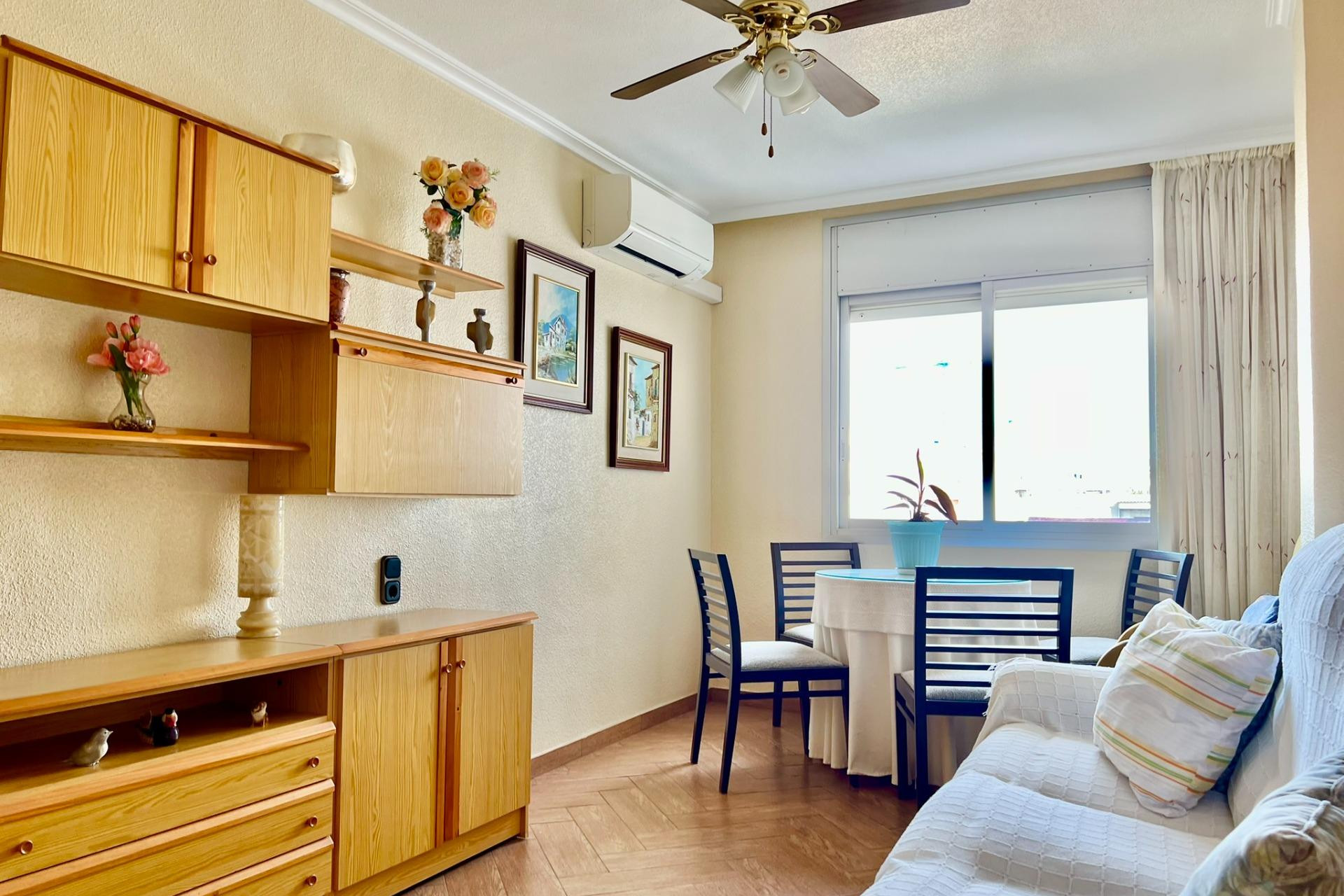 Reventa - Apartamento / piso - Torrevieja - Las Piscinas Naturales