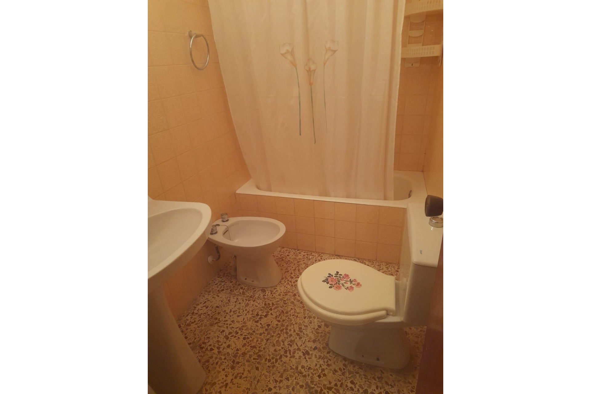 Reventa - Apartamento / piso - Torrevieja - Las Piscinas Naturales