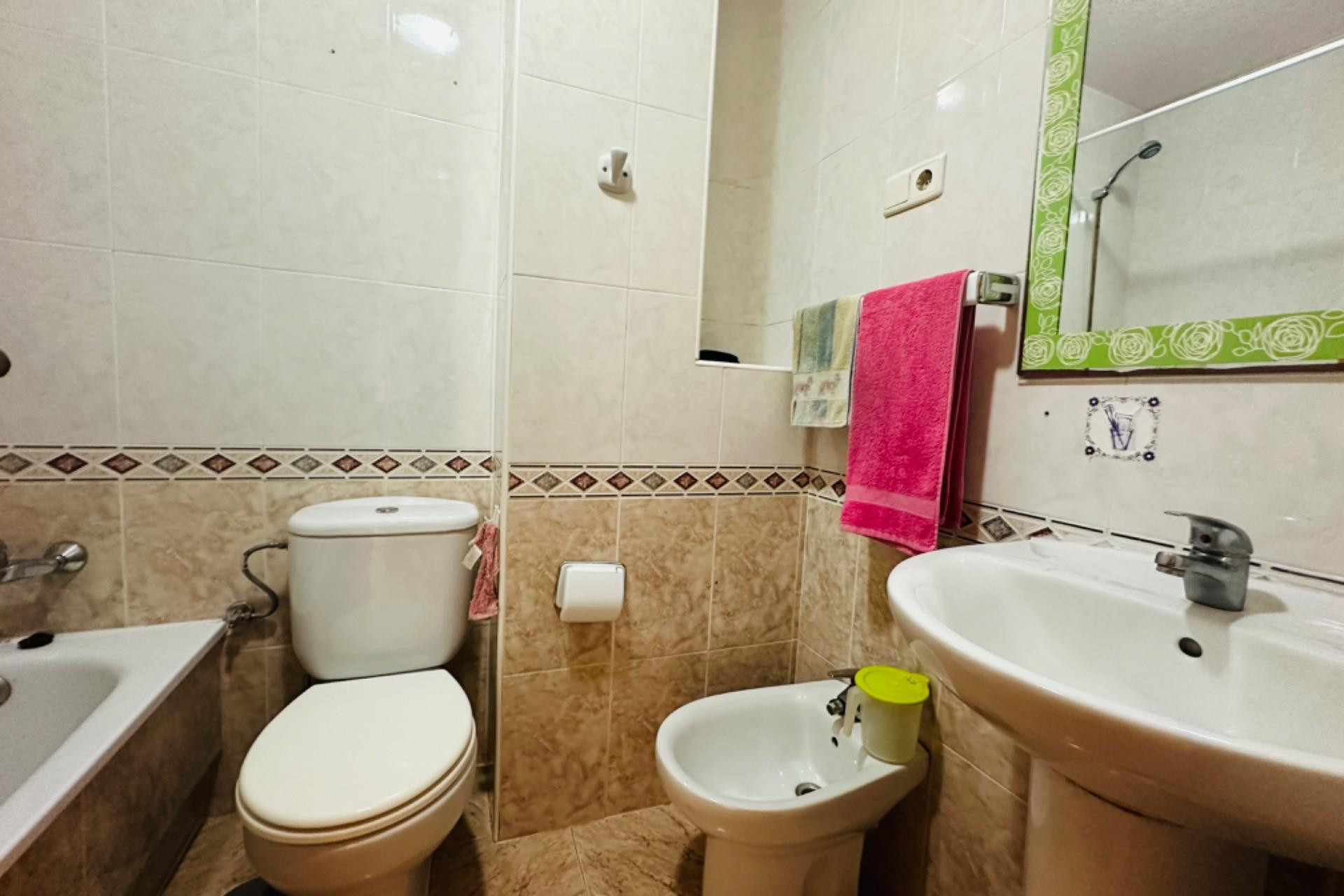 Reventa - Apartamento / piso - Torrevieja - Los Frutales