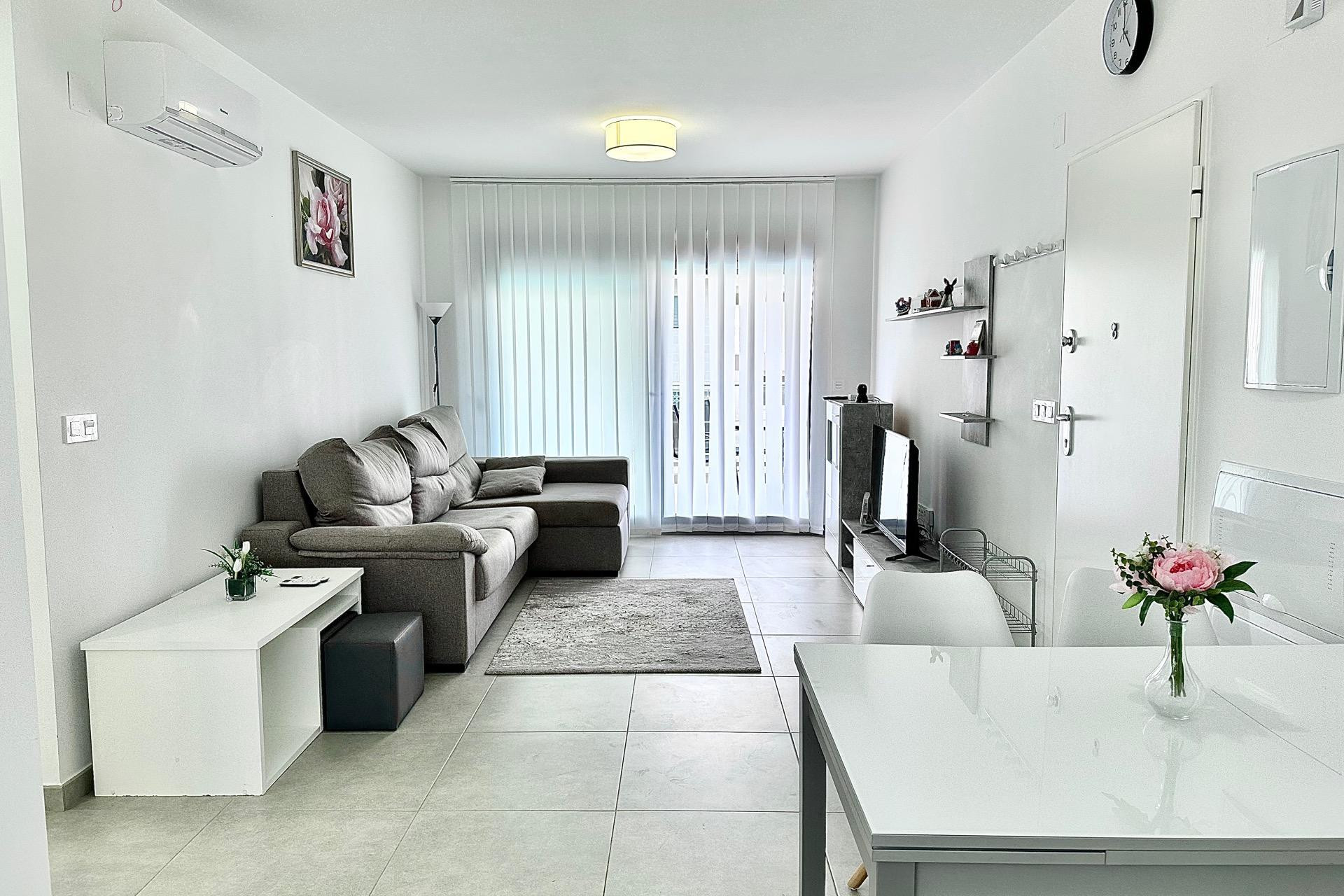 Reventa - Apartamento / piso - Torrevieja - Los Frutales