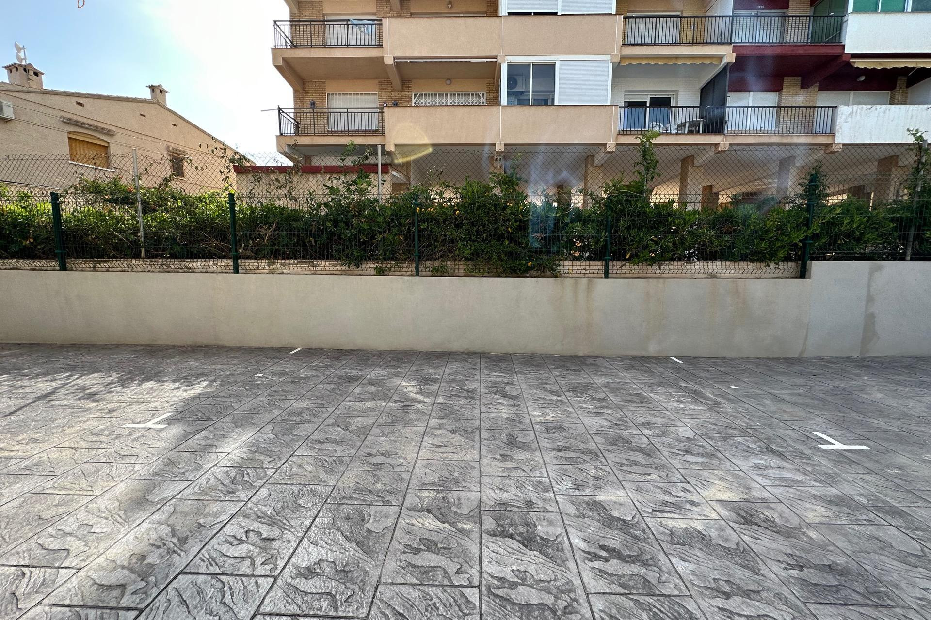 Reventa - Apartamento / piso - Torrevieja - Los Frutales