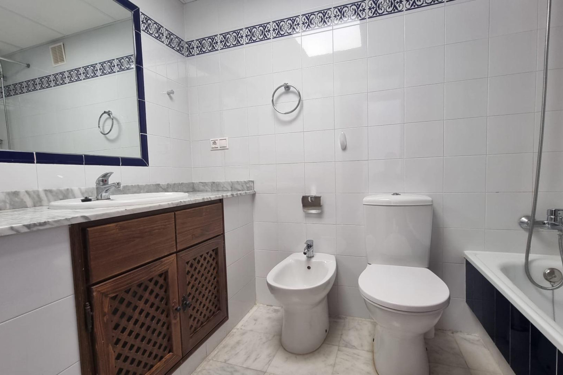 Reventa - Apartamento / piso - Torrevieja - Los Frutales