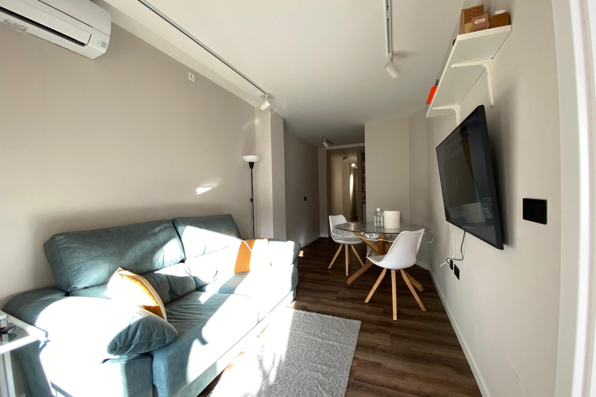 Reventa - Apartamento / piso - Torrevieja - Paseo maritimo