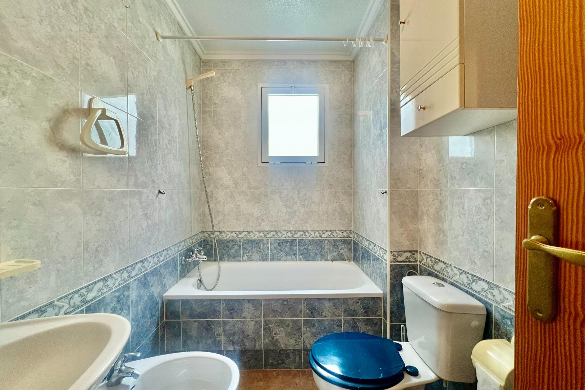 Reventa - Apartamento / piso - Torrevieja - Playa de los Locos