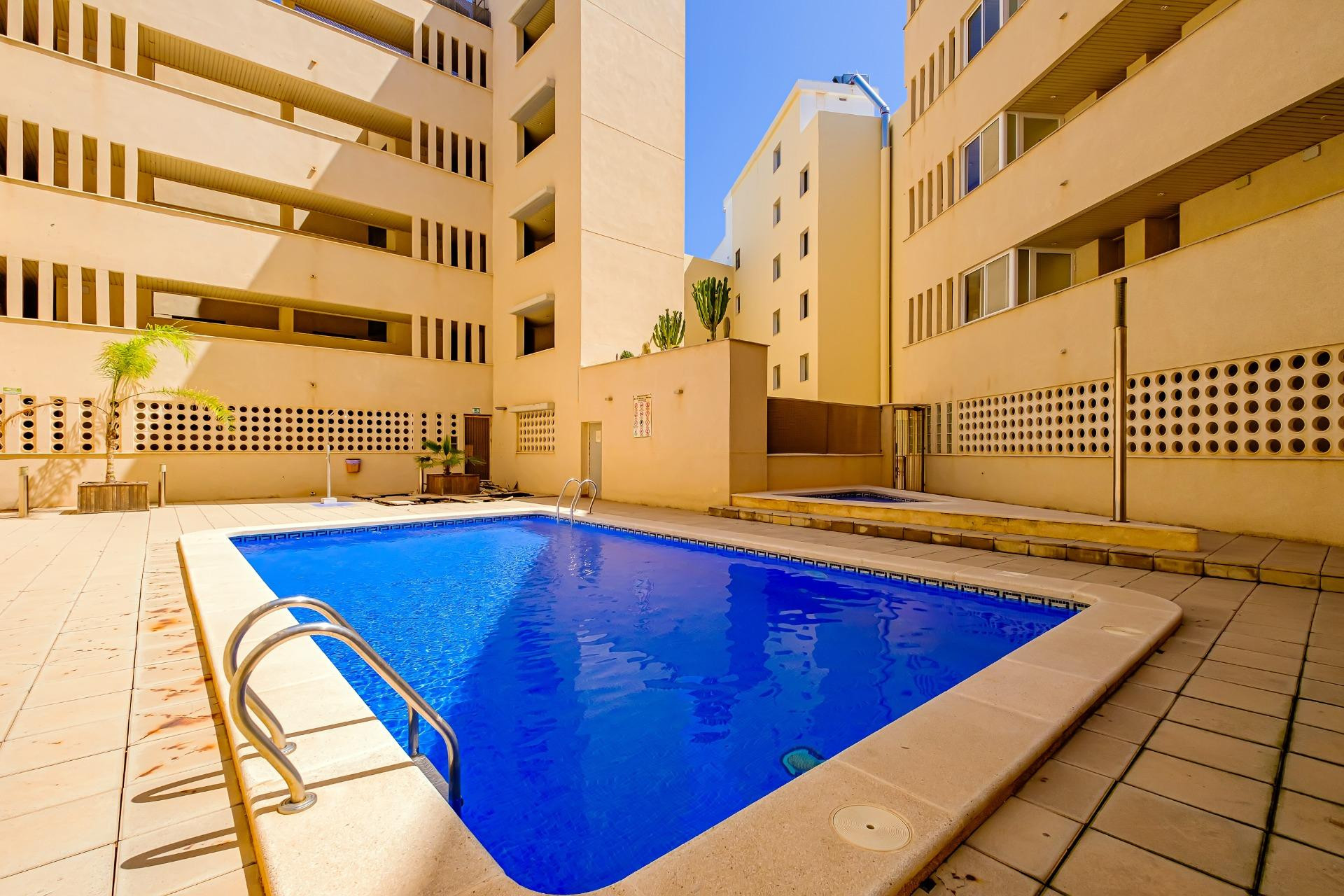 Reventa - Apartamento / piso - Torrevieja - Playa del cura