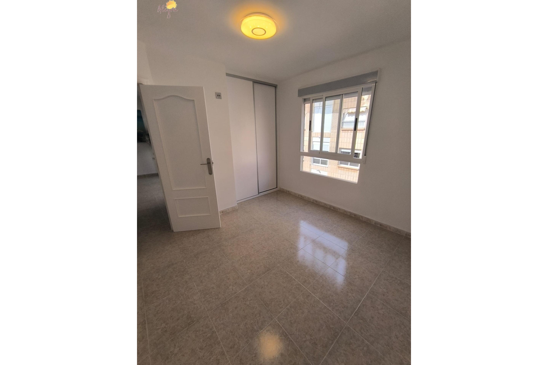 Reventa - Apartamento / piso - Torrevieja - Playa del Cura