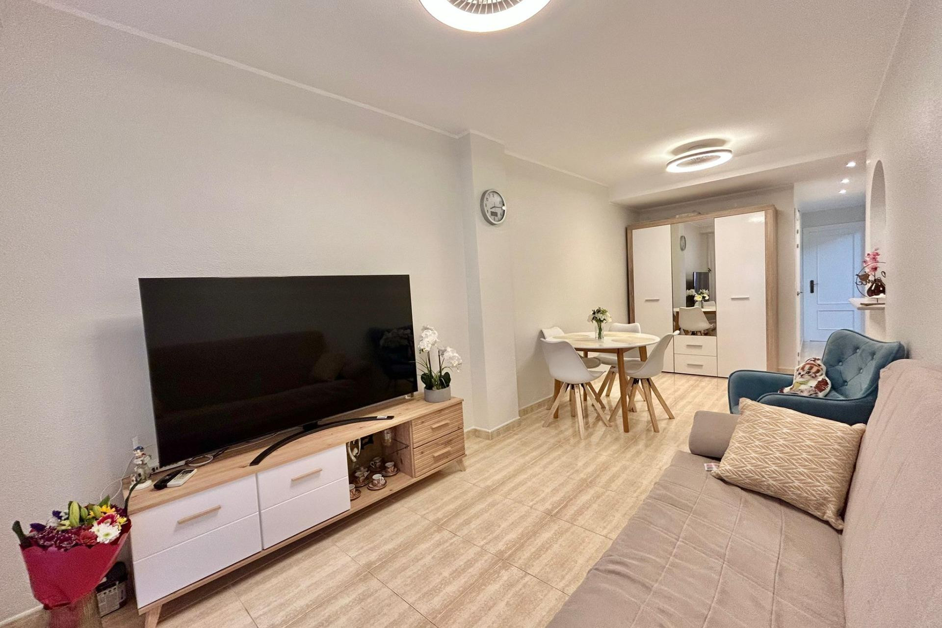 Reventa - Apartamento / piso - Torrevieja - Playa del Cura