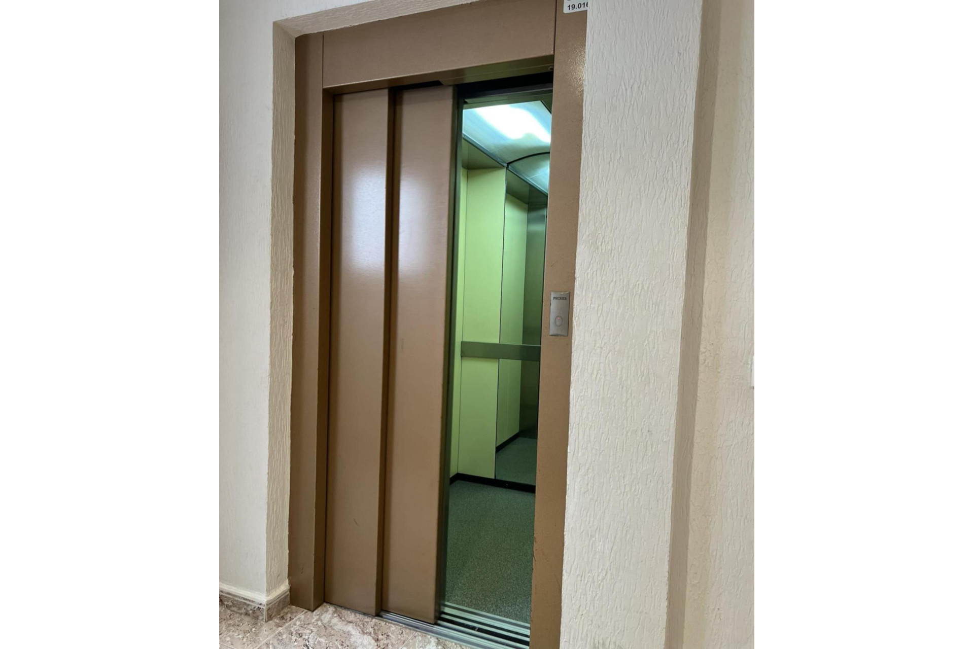 Reventa - Apartamento / piso - Torrevieja - Playa del Cura