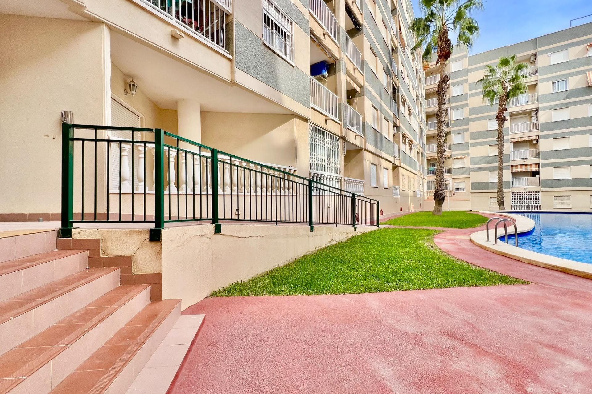 Reventa - Apartamento / piso - Torrevieja - Playa del Cura