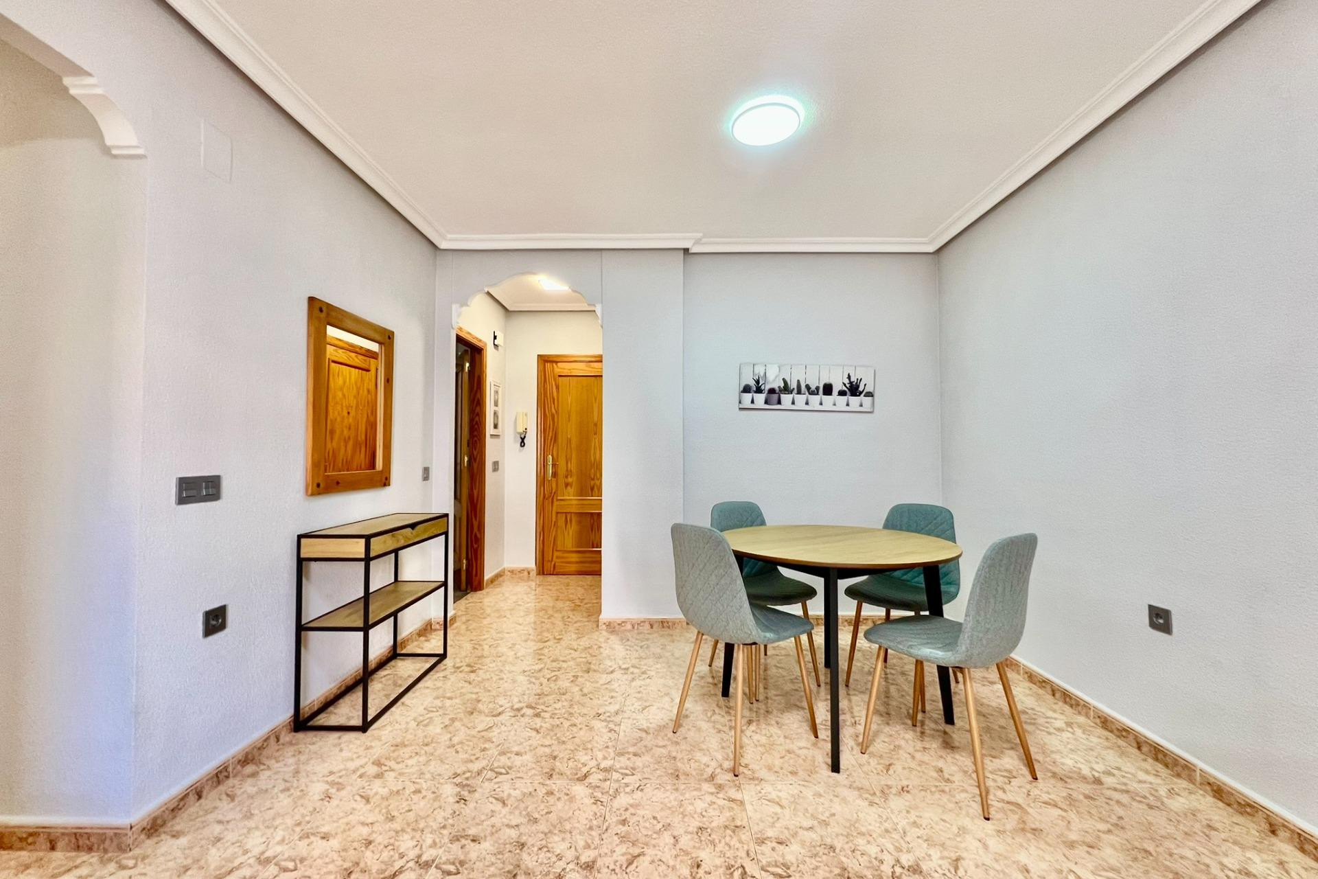 Reventa - Apartamento / piso - Torrevieja - Playa del Cura