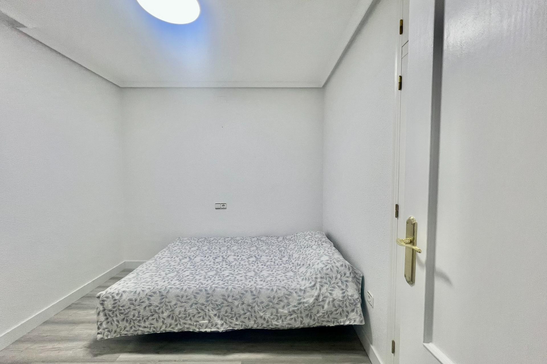 Reventa - Apartamento / piso - Torrevieja - Playa del Cura