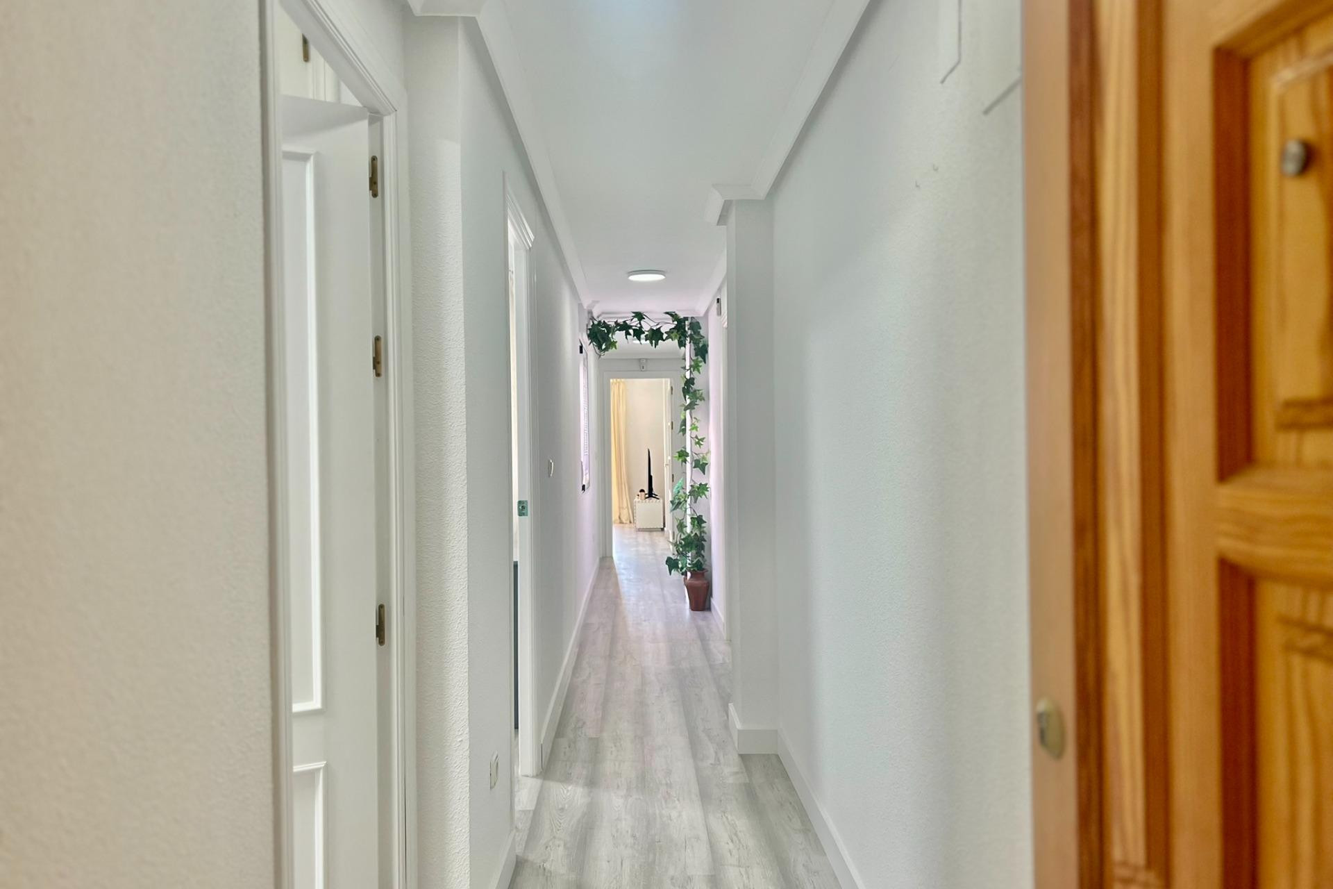 Reventa - Apartamento / piso - Torrevieja - Playa del Cura