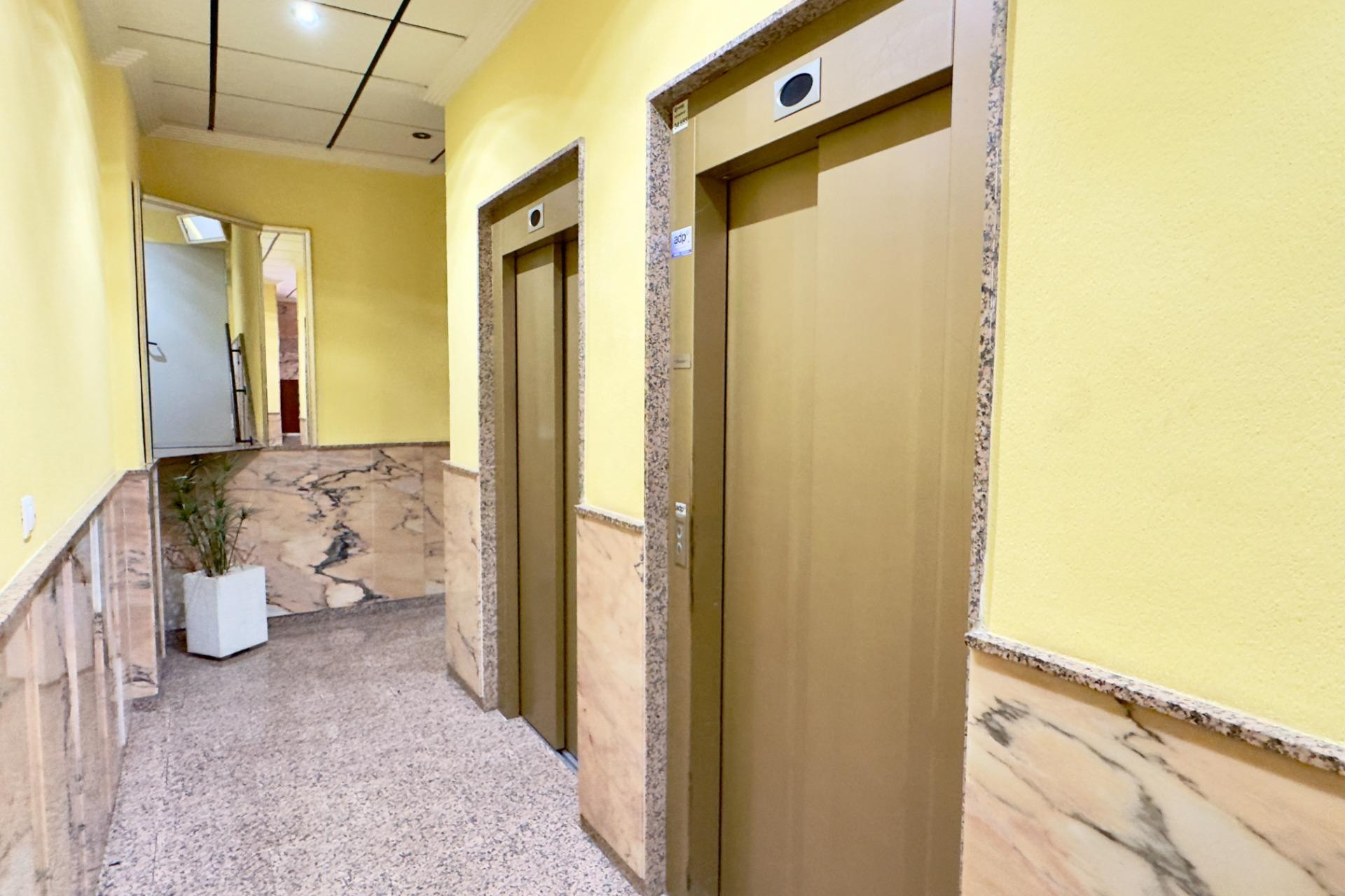 Reventa - Apartamento / piso - Torrevieja - Playa del Cura