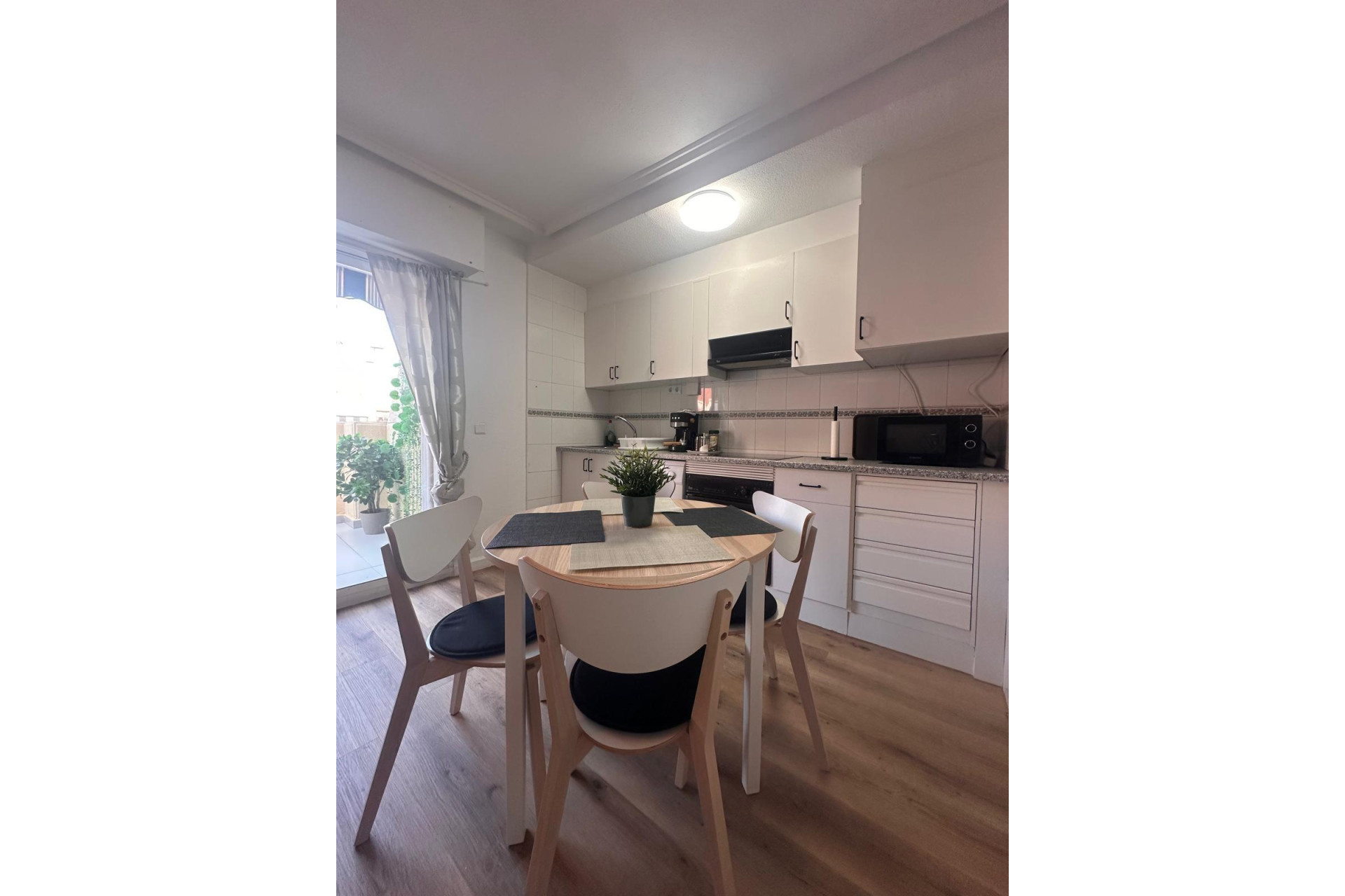 Reventa - Apartamento / piso - Torrevieja - Playa del Cura