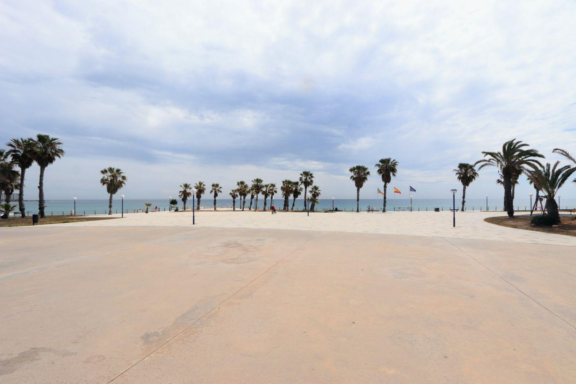 Reventa - Apartamento / piso - Torrevieja - Playa Flamenca