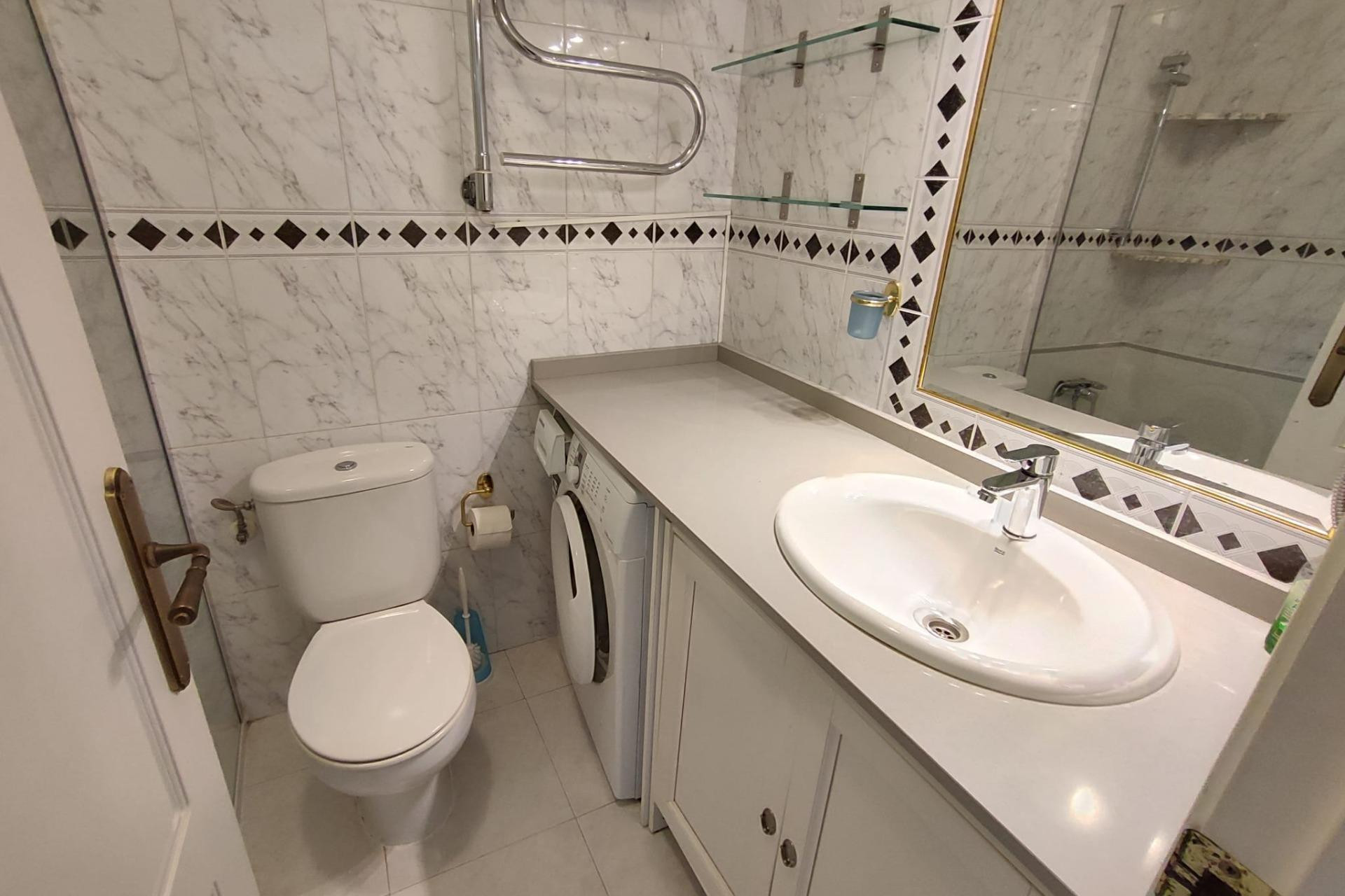 Reventa - Apartamento / piso - Torrevieja - Punta prima