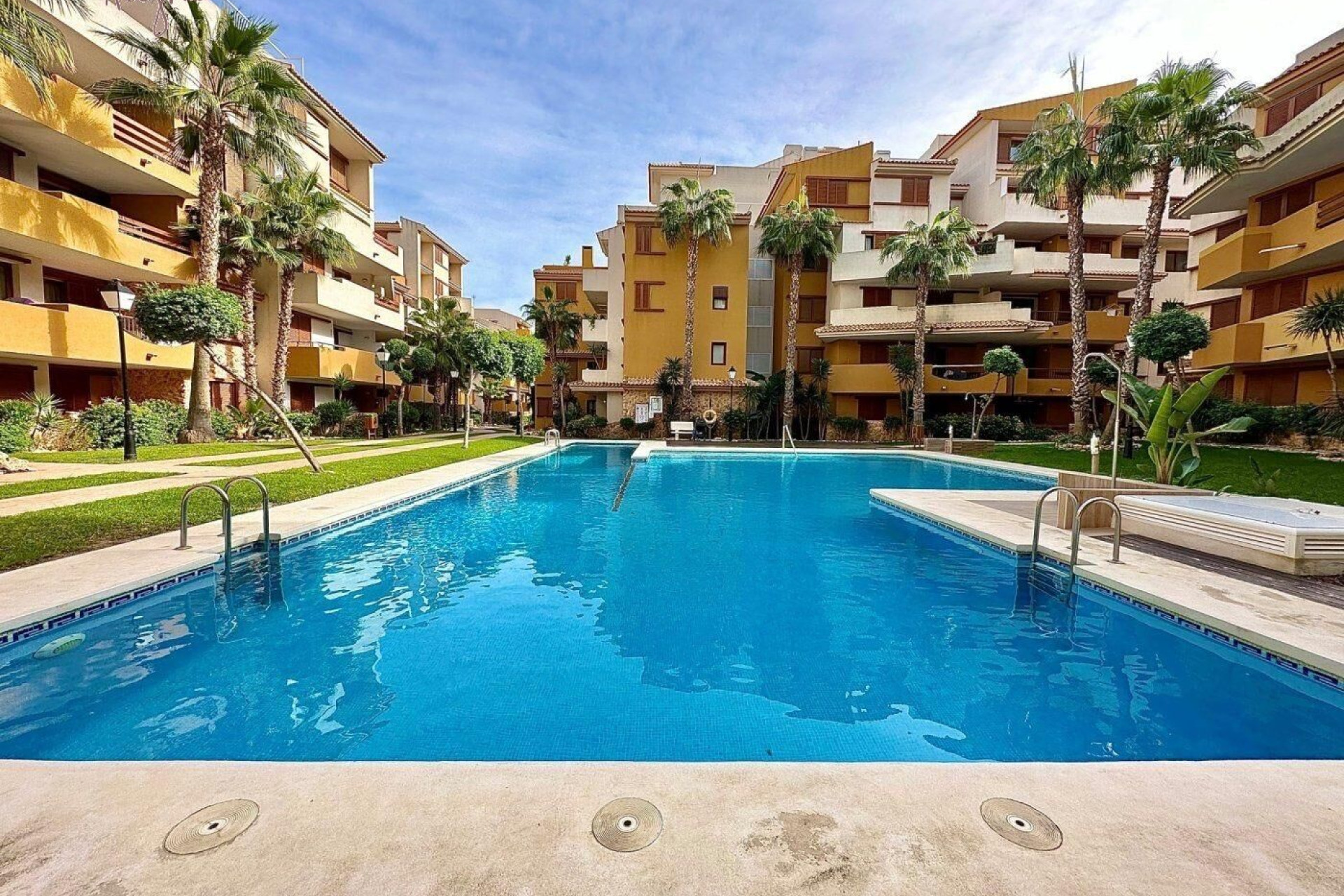 Reventa - Apartamento / piso - Torrevieja - Punta prima