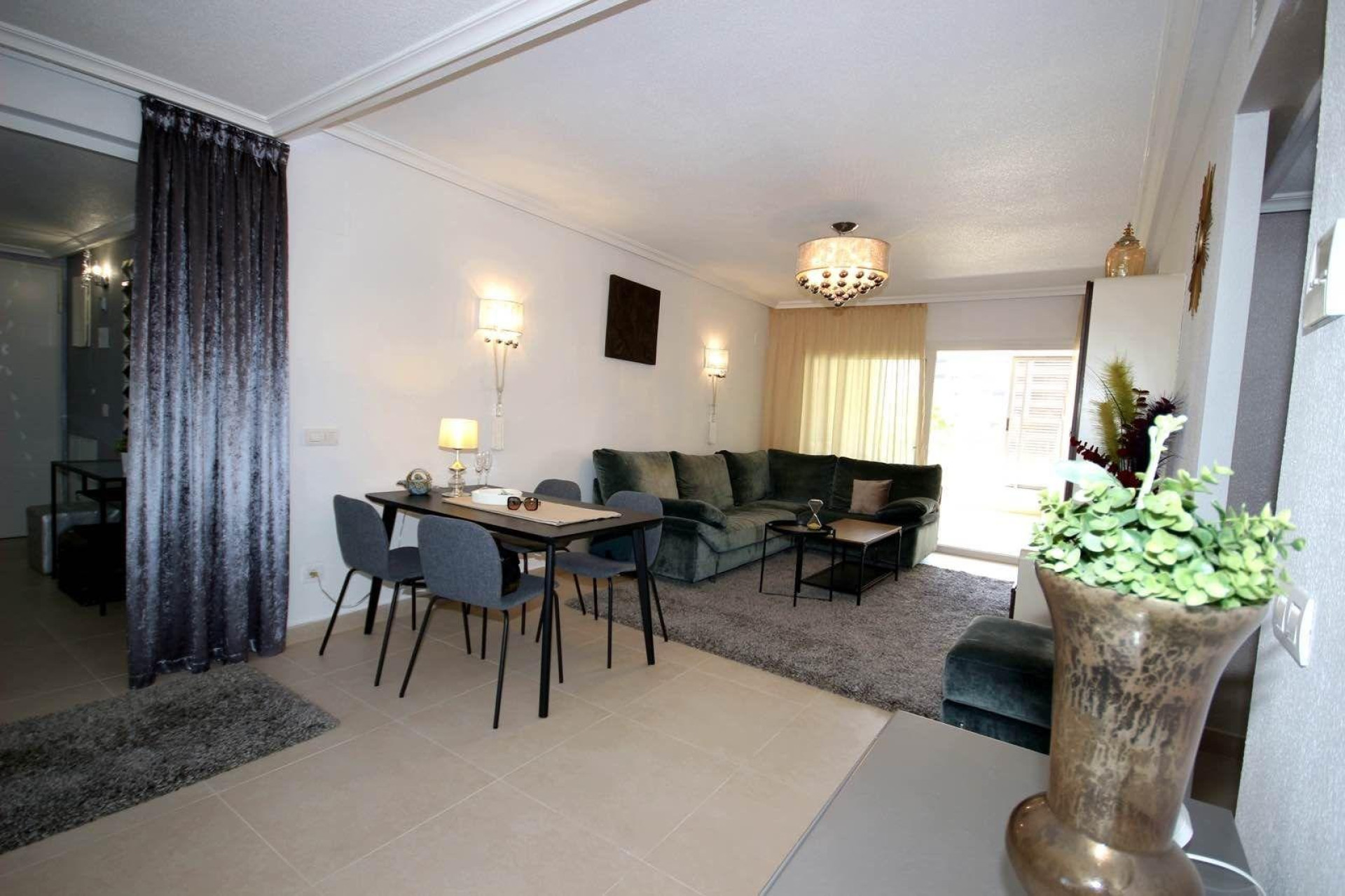 Reventa - Apartamento / piso - Torrevieja - Punta prima