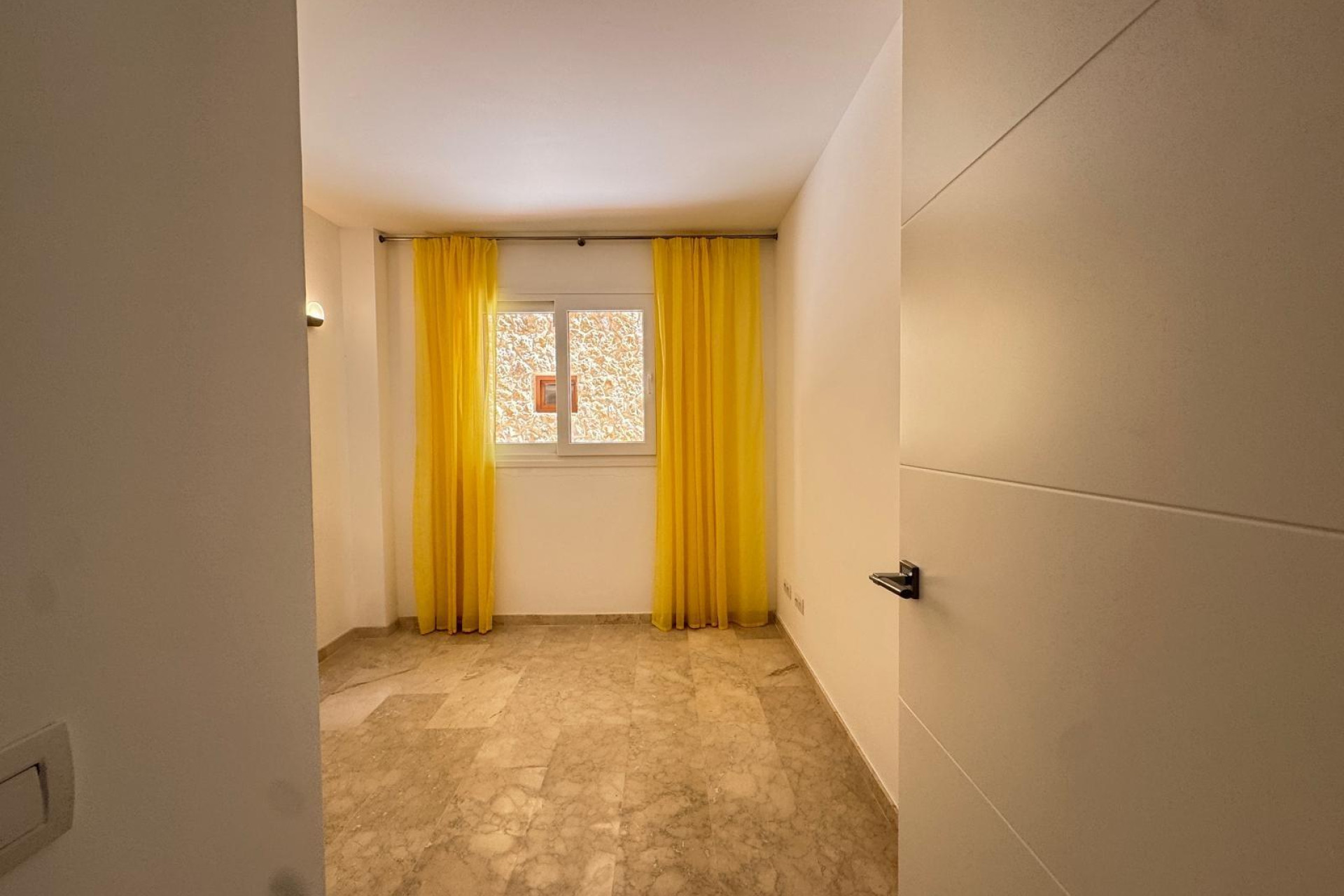 Reventa - Apartamento / piso - Torrevieja - Punta prima