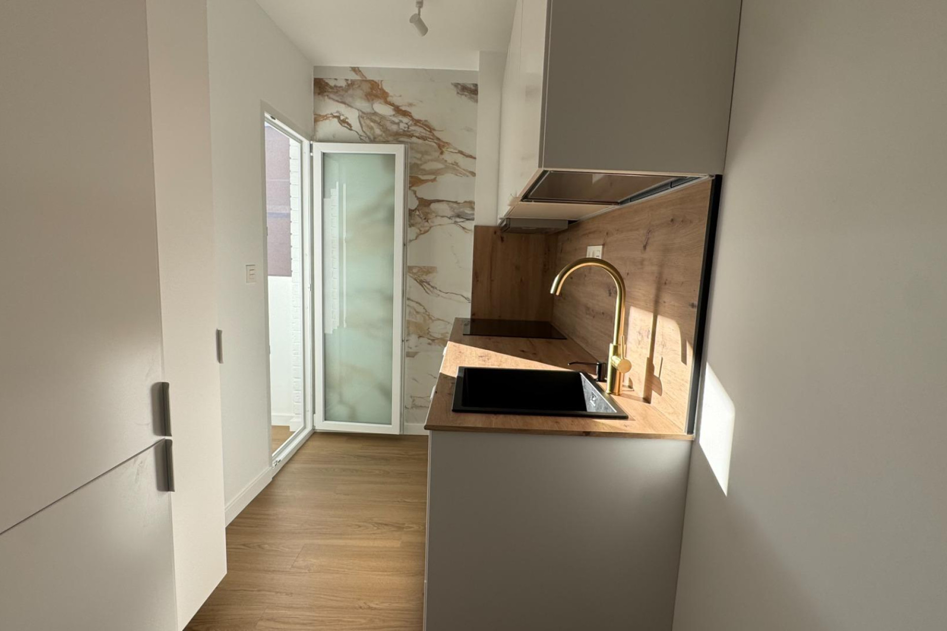 Reventa - Apartamento / piso - Torrevieja - Punta prima