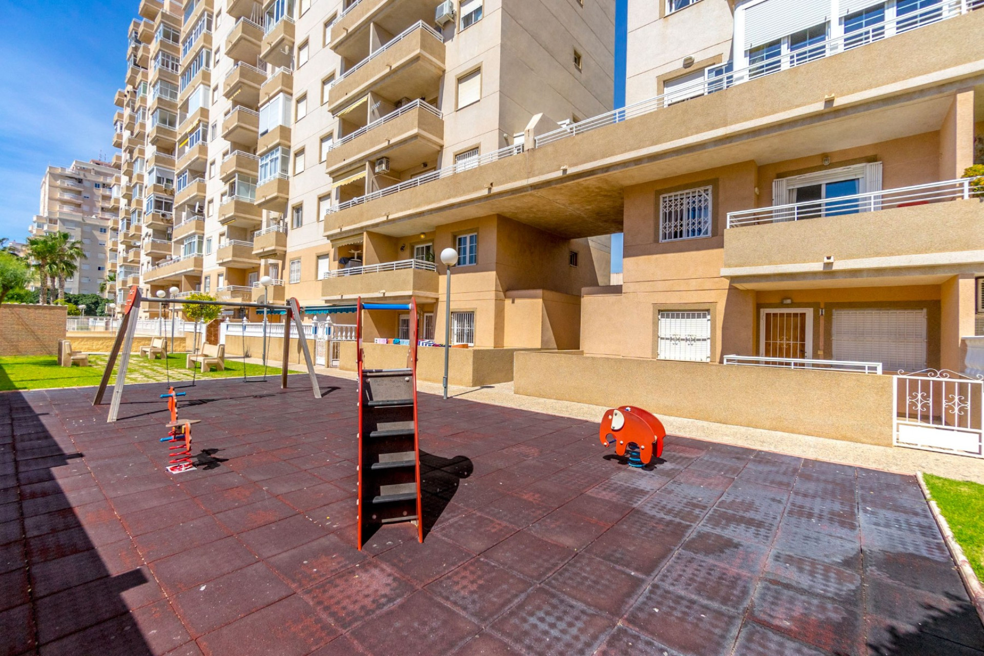 Reventa - Apartamento / piso - Torrevieja - Torrevieja - Centre