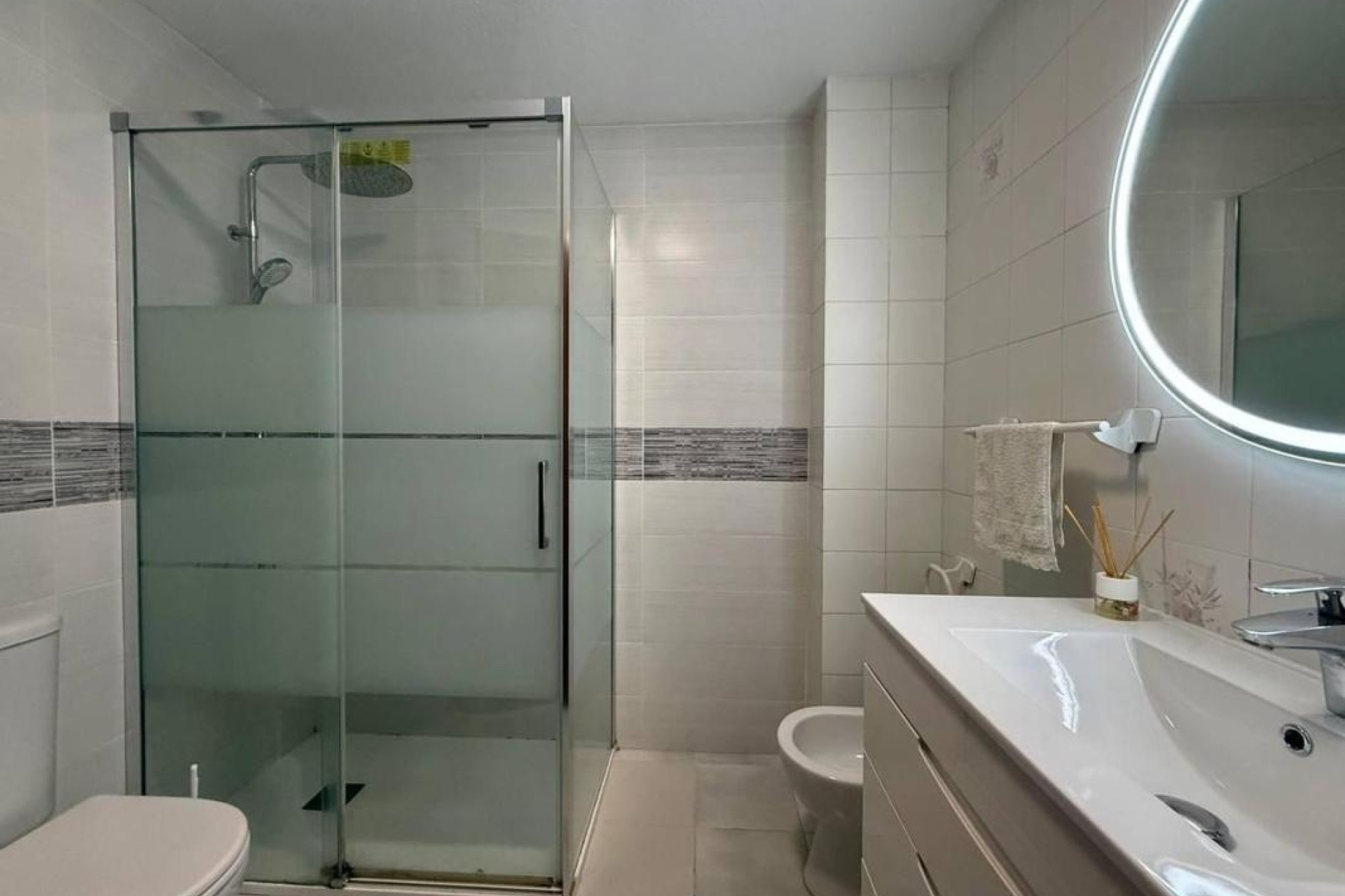 Reventa - Apartamento / piso - Torrevieja - torrevieja