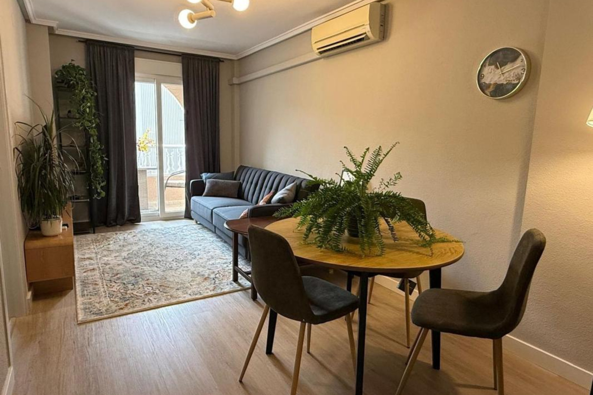 Reventa - Apartamento / piso - Torrevieja - torrevieja